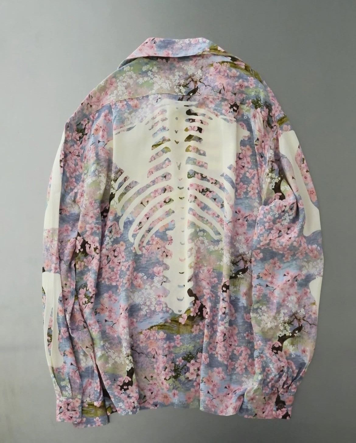 Kapital Kapital Bone cherry blossoms rayon aloha shirts size 3 Size US L / EU 52-54 / 3 - 2 Thumbnail