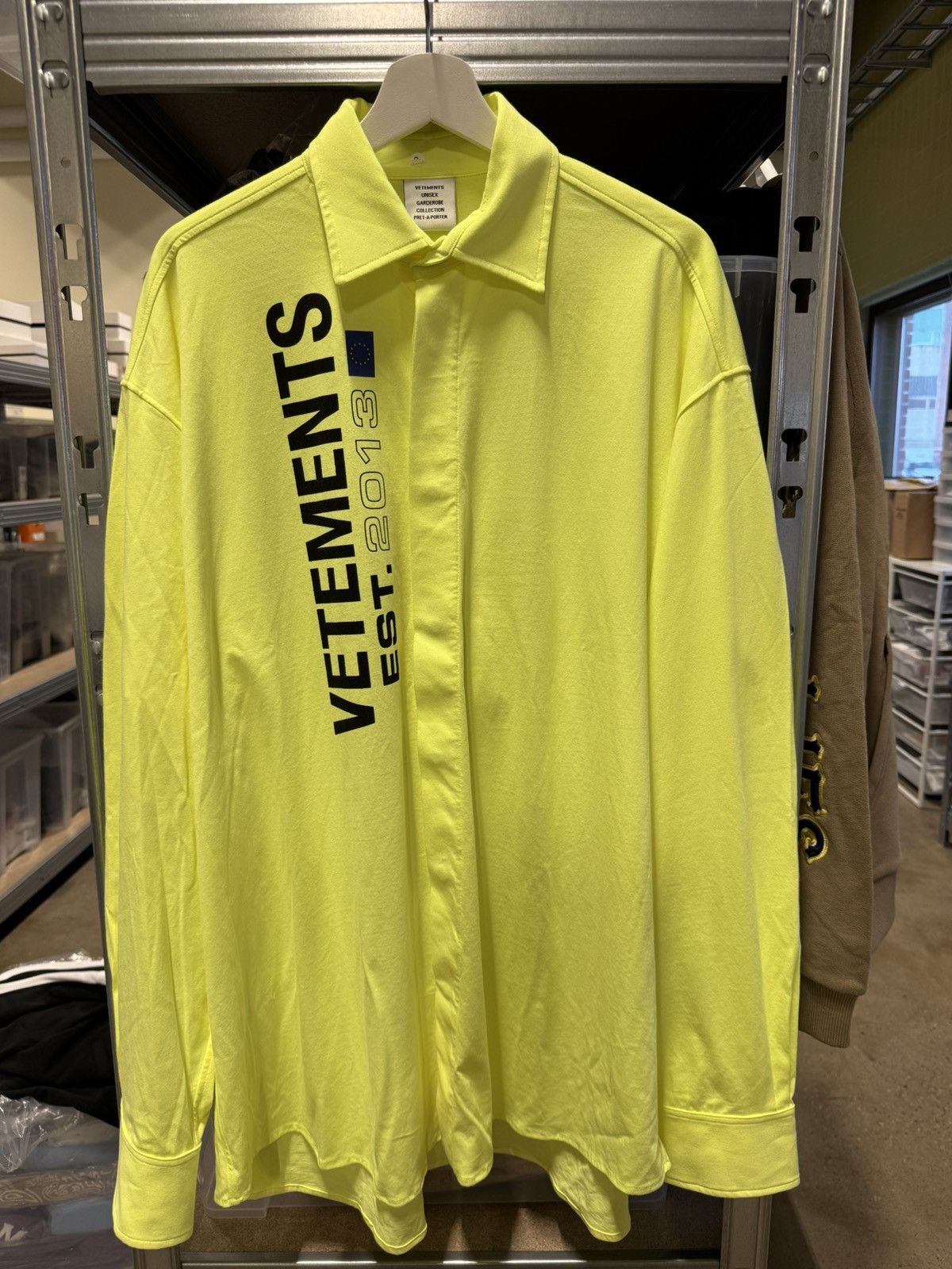 Vetements Vetements Button Up Shirt NEW Size US S / EU 44-46 / 1 - 1 Thumbnail