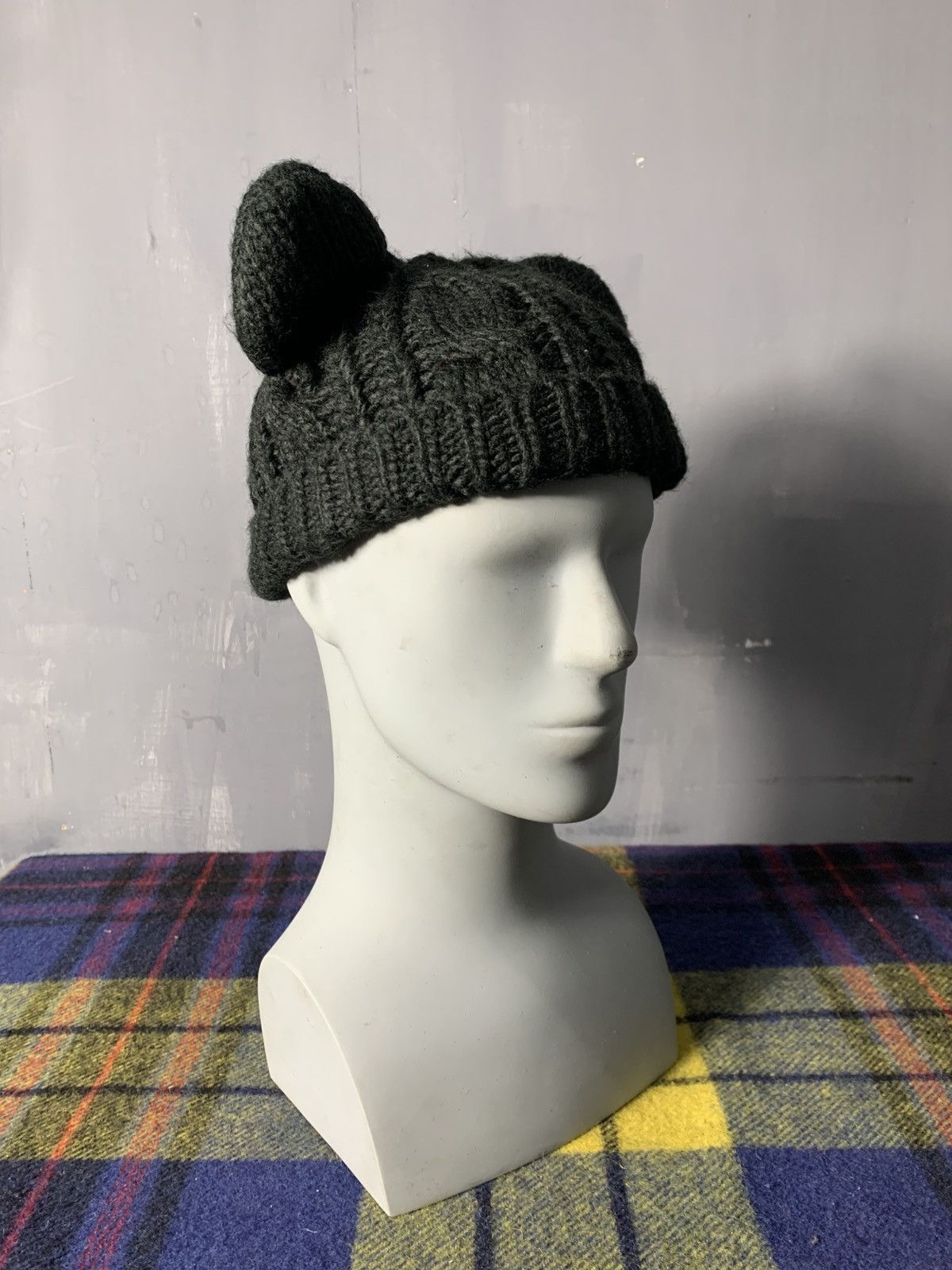 Japanese Brand Bunny horn devil beanie hats Rara Size ONE SIZE - 2 Thumbnail