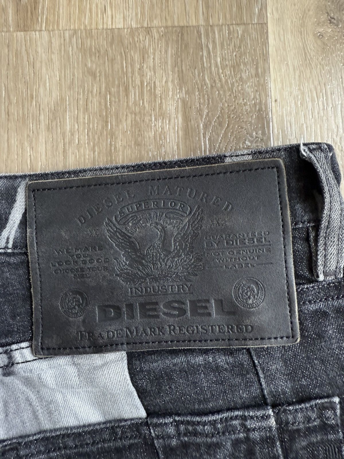 Diesel × Vintage Black Vintage Diesel Denim Jeans Skeleton Bleach Size US 32 / EU 48 - 14 Thumbnail