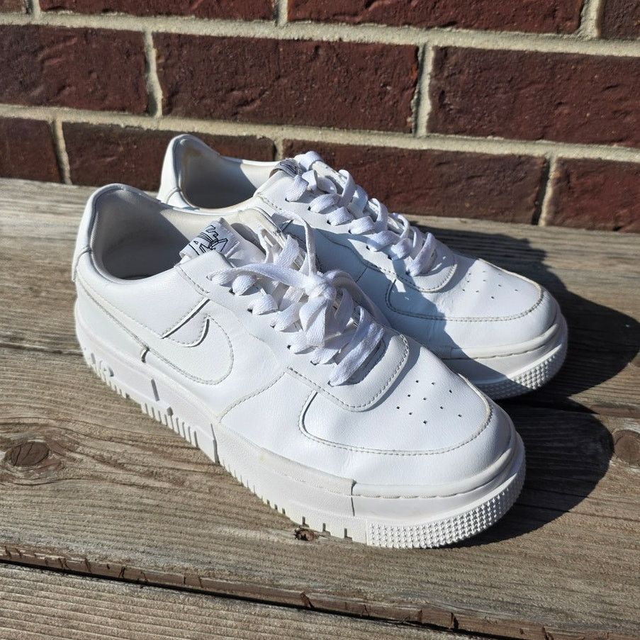 Nike Nike Air Force 1 Low Pixel "White" Size US 8.5 / IT 38.5 - 1 Thumbnail