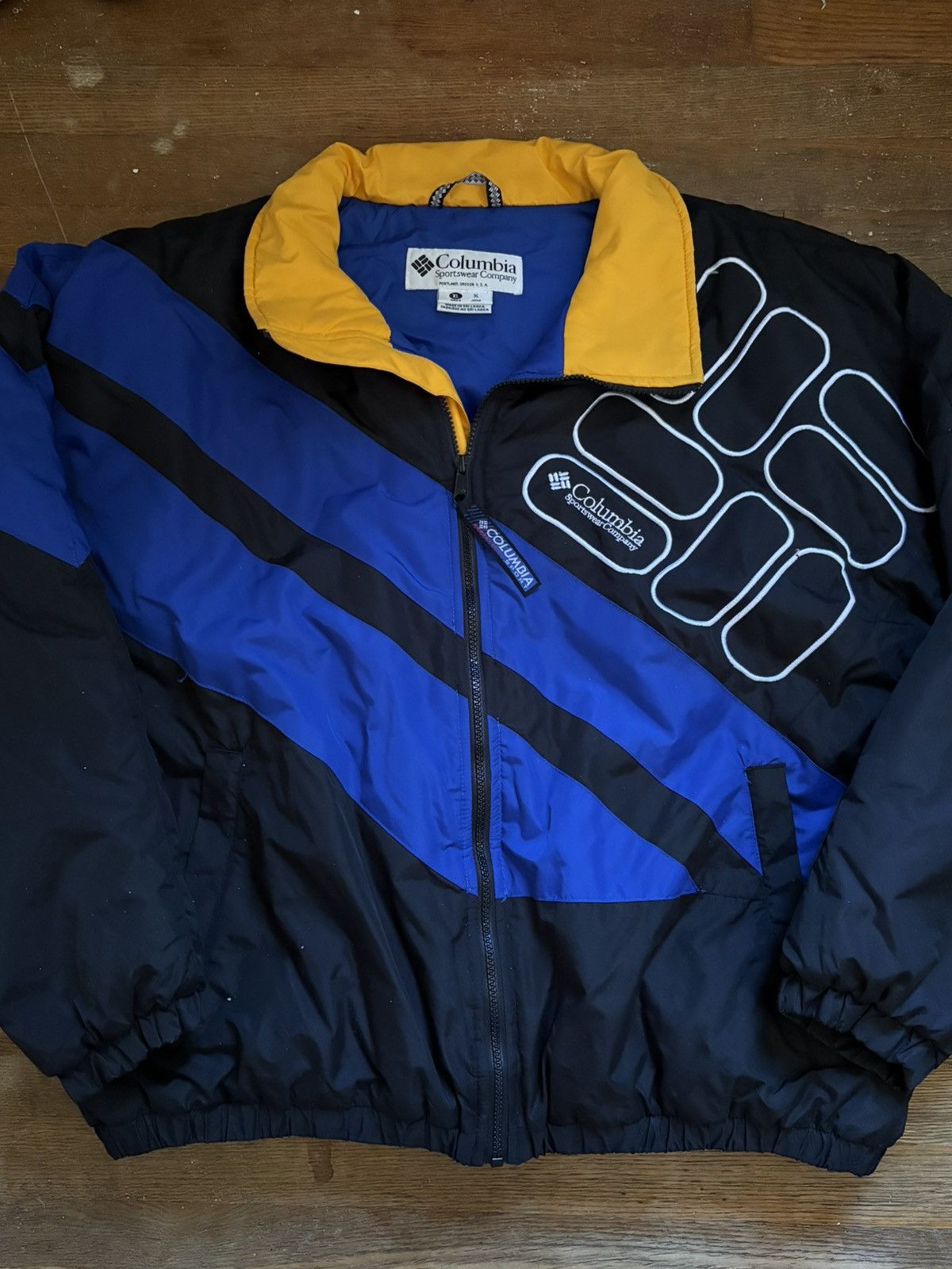 Columbia × Vintage COLUMBIA “Big Logo Puffer” Jacket Size US XL / EU 56 / 4 - 2 Thumbnail