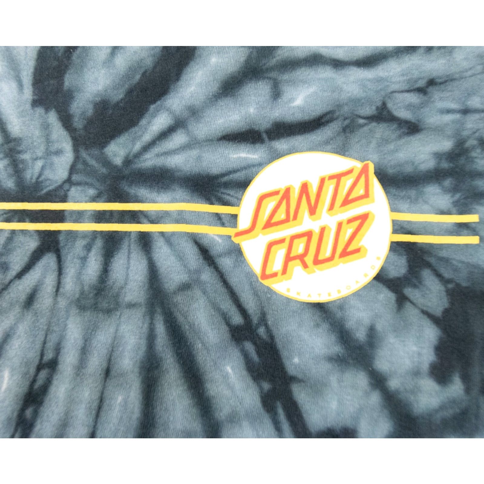 Vintage VINTAGE Santa Cruz Shirt Adult Medium Gray Skateboards Tee Short Sleeve Crew Neck All Seasons Mens Size US M / EU 48-50 / 2 - 3 Thumbnail