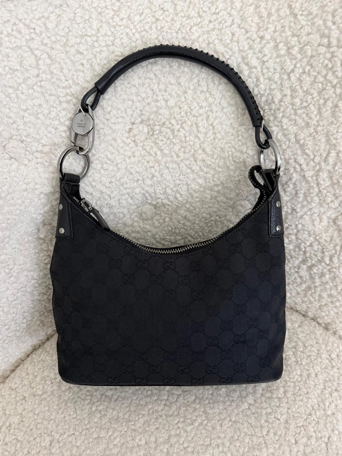 Gucci GG Canvas Shoulder Bag in Black, Women's