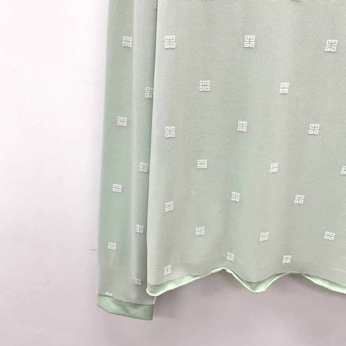 Givenchy Givenchy Green Tulle Fake Two-Piece Hooded Sweatshirt K26WX Size XS / US 0-2 / IT 36-38 - 4 Thumbnail