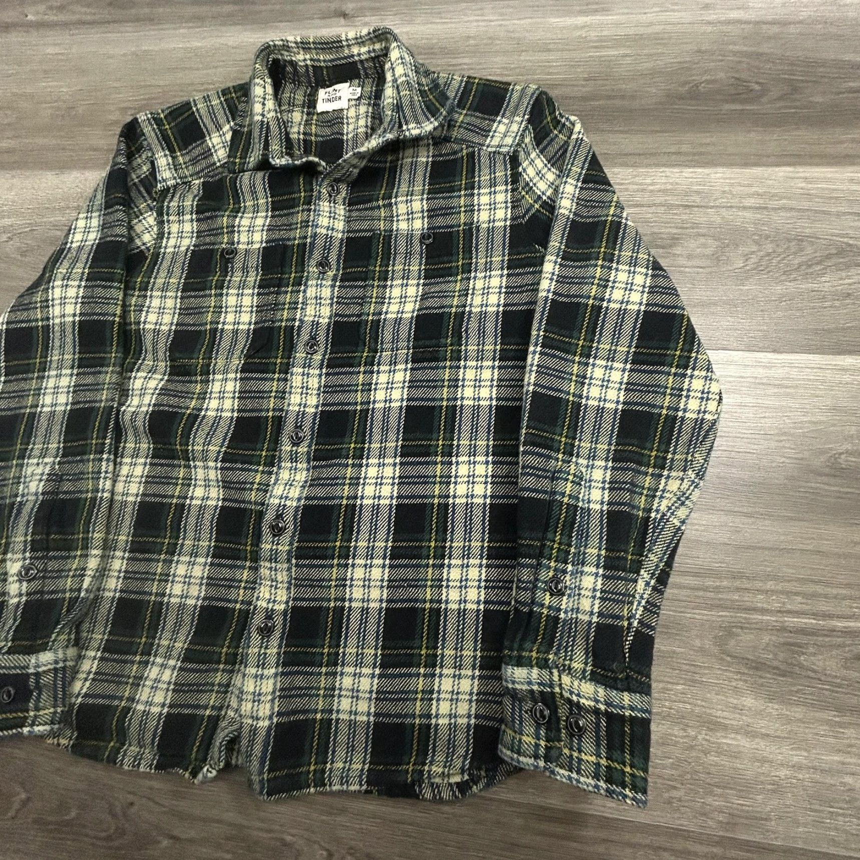 Flint And Tinder Flint And Tinder Flannel Shirt Mens Medium Blue Green Plaid Button Long Sleeve Size US M / EU 48-50 / 2 - 3 Thumbnail