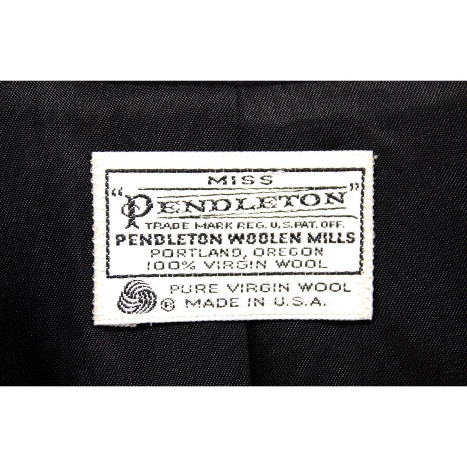 Pendleton VTG Pendleton Blazer Jacket Plaid Wool Red/Black USA Sz 8 Women Vintage Check Velvet Trim Size M / US 6-8 / IT 42-44 - 5 Thumbnail