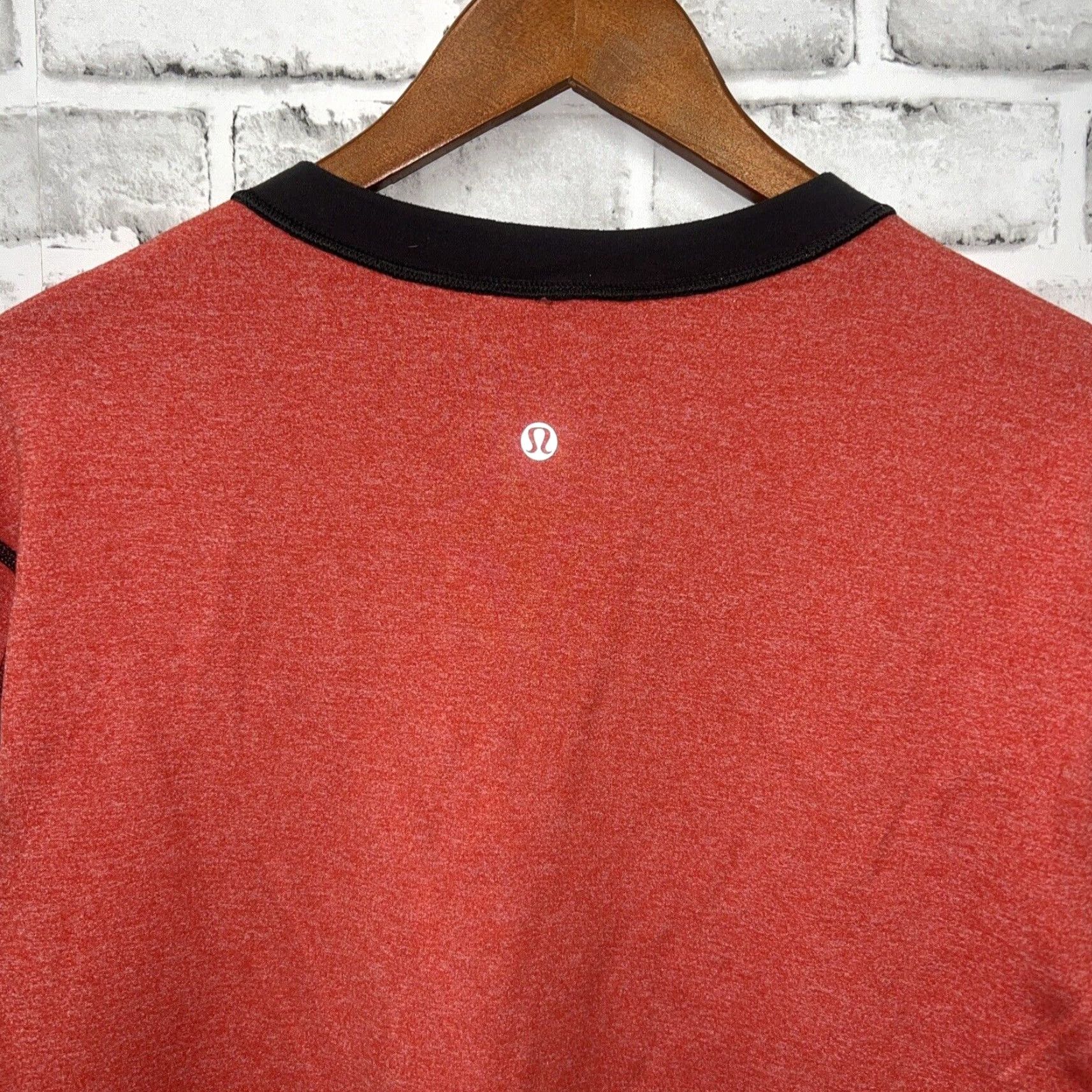Lululemon LULULEMON Red Athletic Long Sleeve V-Neck Sweatshirt Men's Size M Size US M / EU 48-50 / 2 - 5 Thumbnail