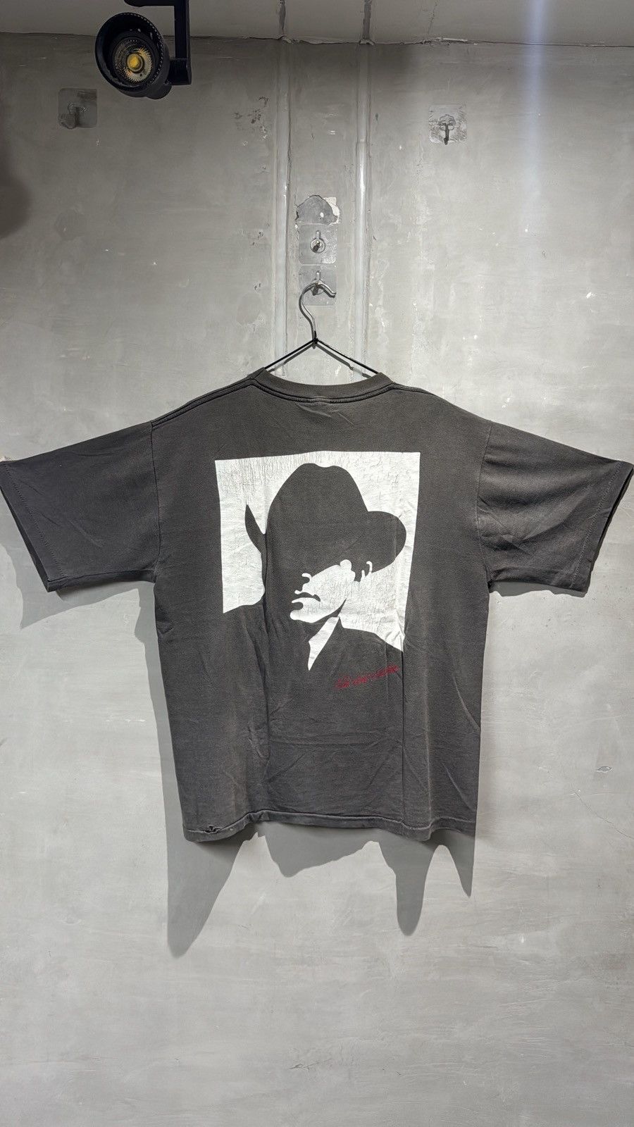 Marlboro vintage 90s trashed marlboro faded distressed cowboy tee Size US L / EU 52-54 / 3 - 11 Thumbnail