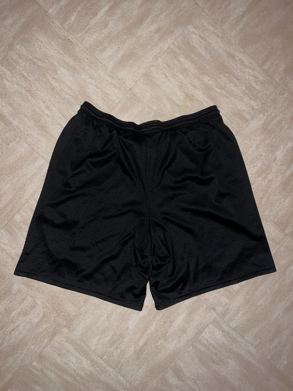 Champion × Revenge Revenge XXXTentacion Kill Embroidered Shorts Size US 32 / EU 48 - 2 Thumbnail