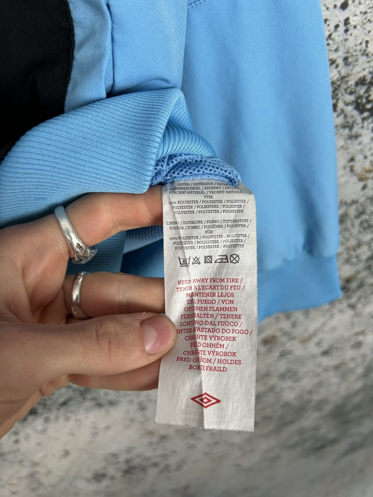 Umbro Vintage Manchester City Umbro Training Jacket Soccer Jersey Size US L / EU 52-54 / 3 - 6 Thumbnail