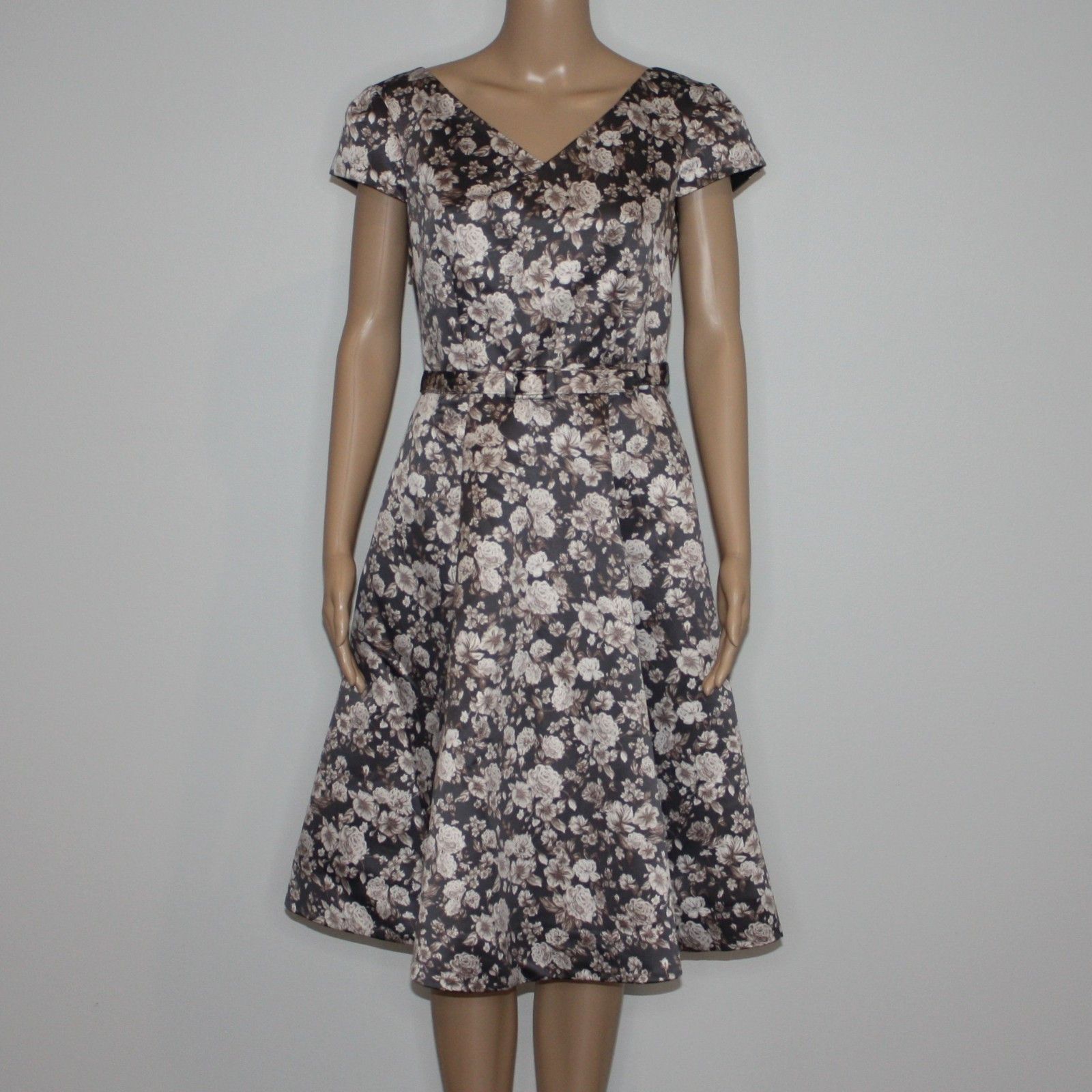 Other Gal Meets Glam Elle Brightex Duchess Satin in Floral Print Size M / US 6-8 / IT 42-44 - 5 Thumbnail