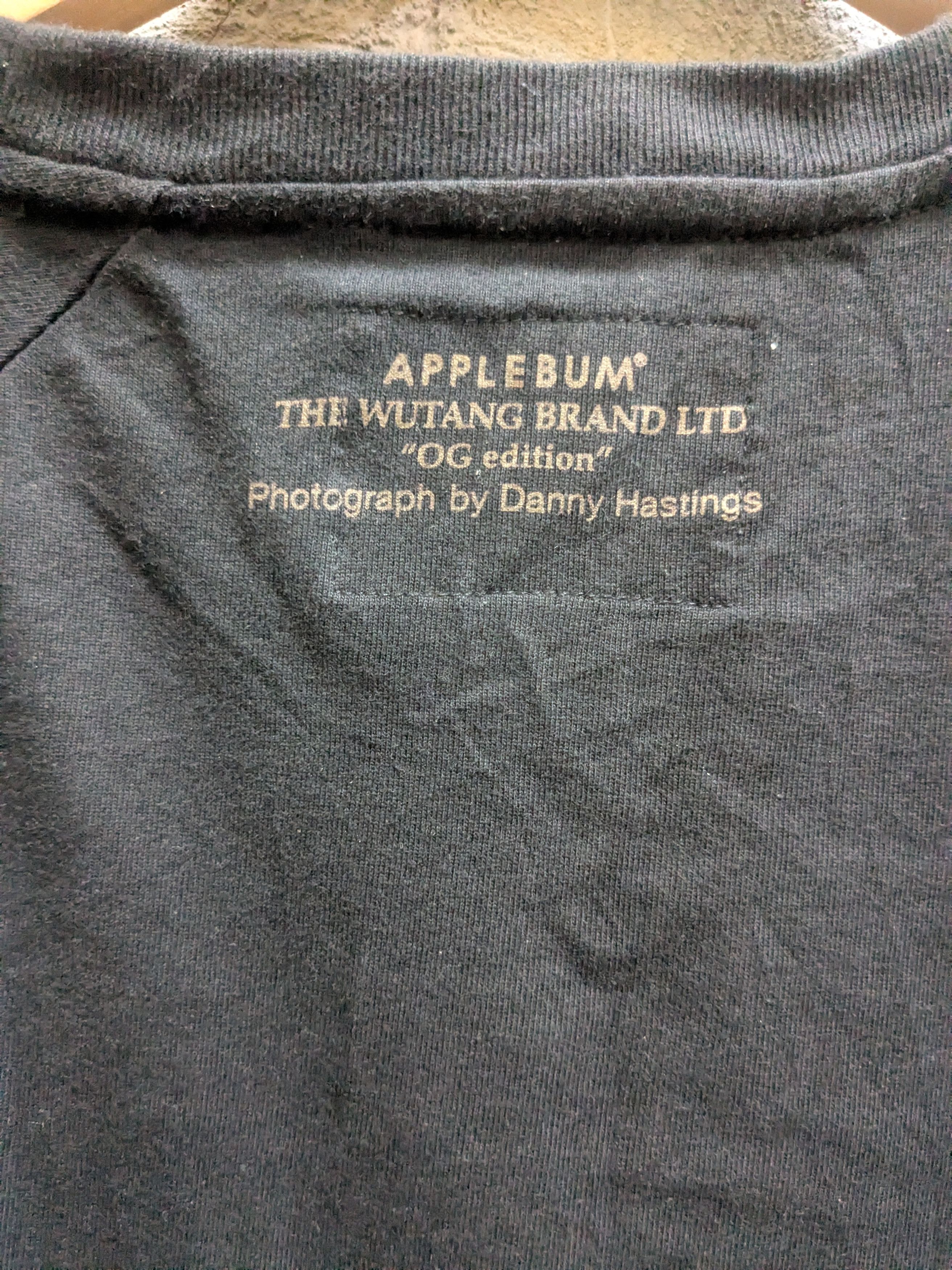 Wu-Tang Clan Wu Tang clan applebum protect Ya neck og edition Size US M / EU 48-50 / 2 - 9 Thumbnail