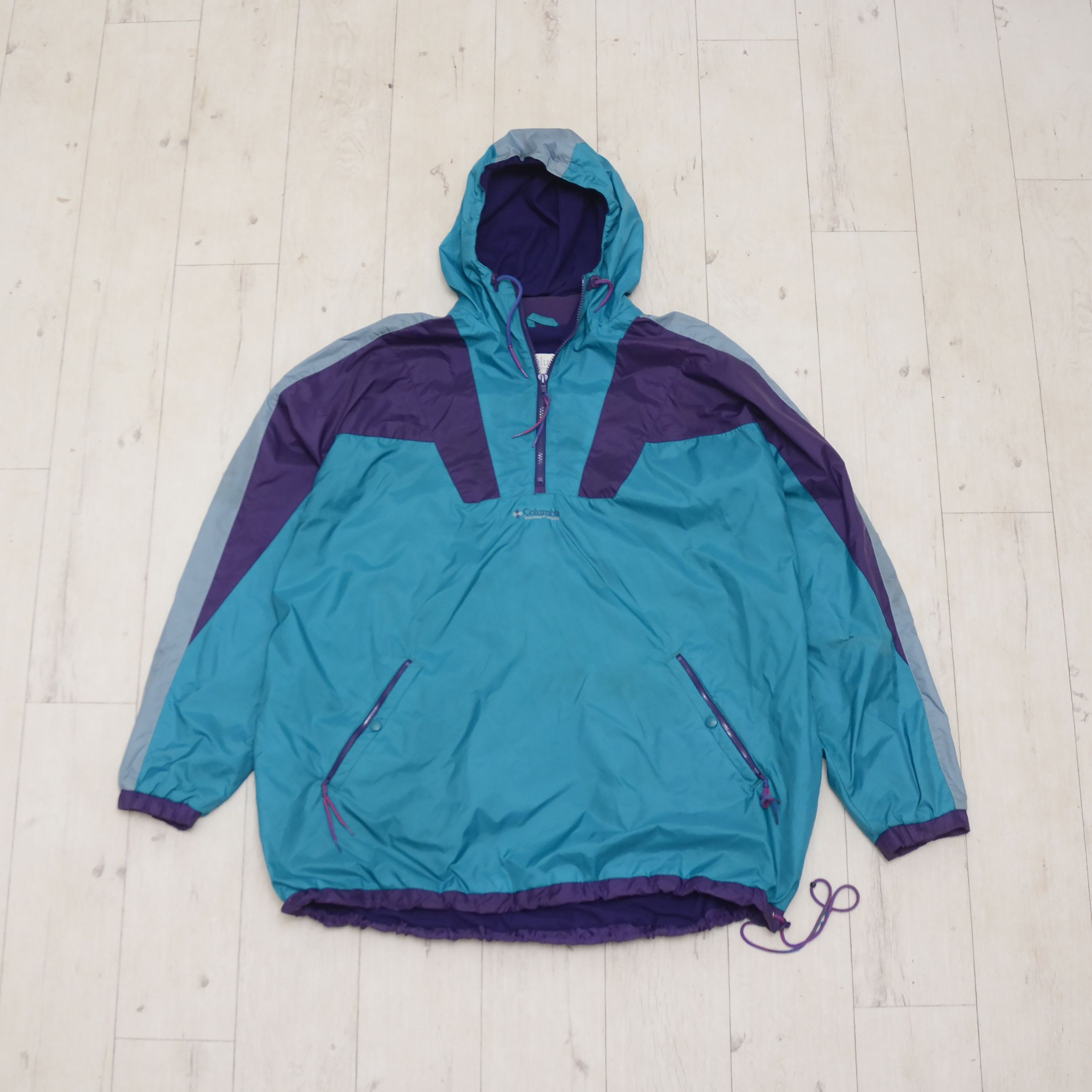 Columbia Vintage Columbia Jacket Poncho Hood Lined Y2K Gorpcore Size US XL / EU 56 / 4 - 1 Thumbnail