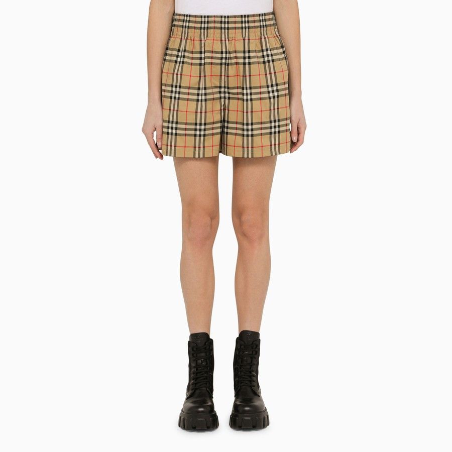 image of Burberry O1D2Blof01223 Shorts In Beige, Women's (Size 26)