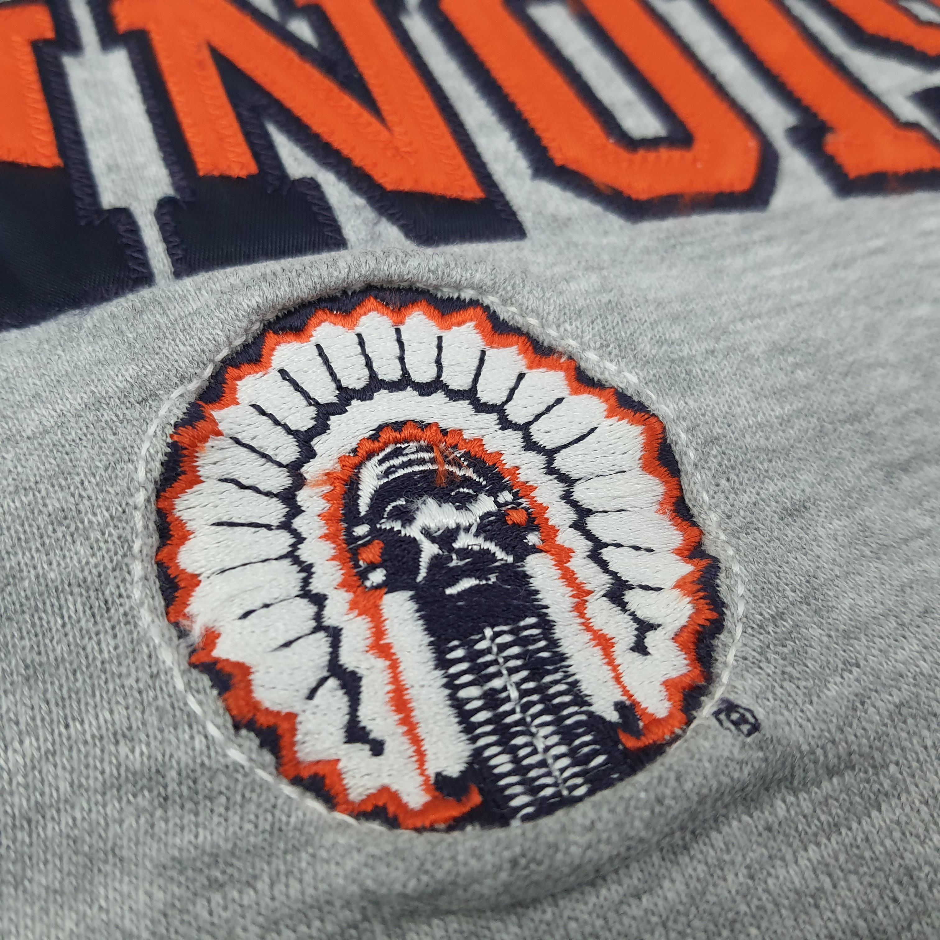 Vintage Vintage Illinois Embroidered Logo Sweatshirt C262N6 Size US XXL / EU 58 / 5 - 3 Thumbnail