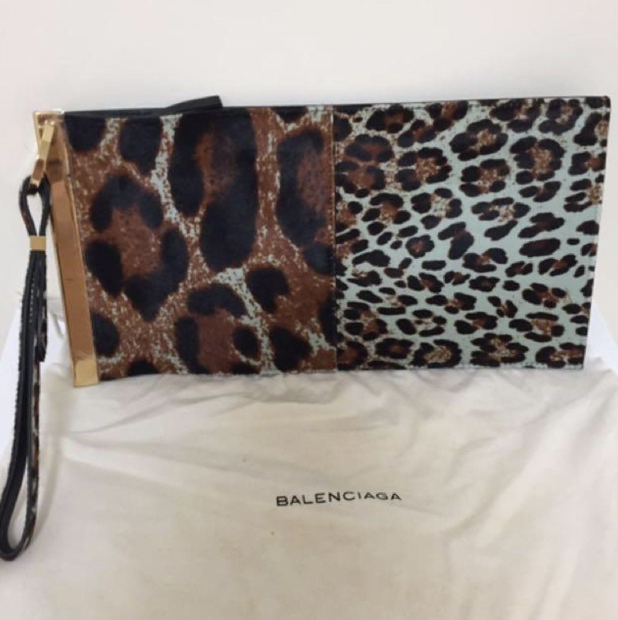 Balenciaga Balenciaga Clutch Bag 100% new Never use With dust bag Size ONE SIZE - 2 Thumbnail