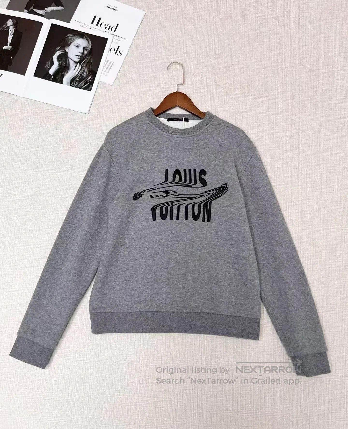 Louis Vuitton Louis Vuitton Embroidered Sweatshirt in XS. Size XS / US 0-2 / IT 36-38 - 1 Thumbnail