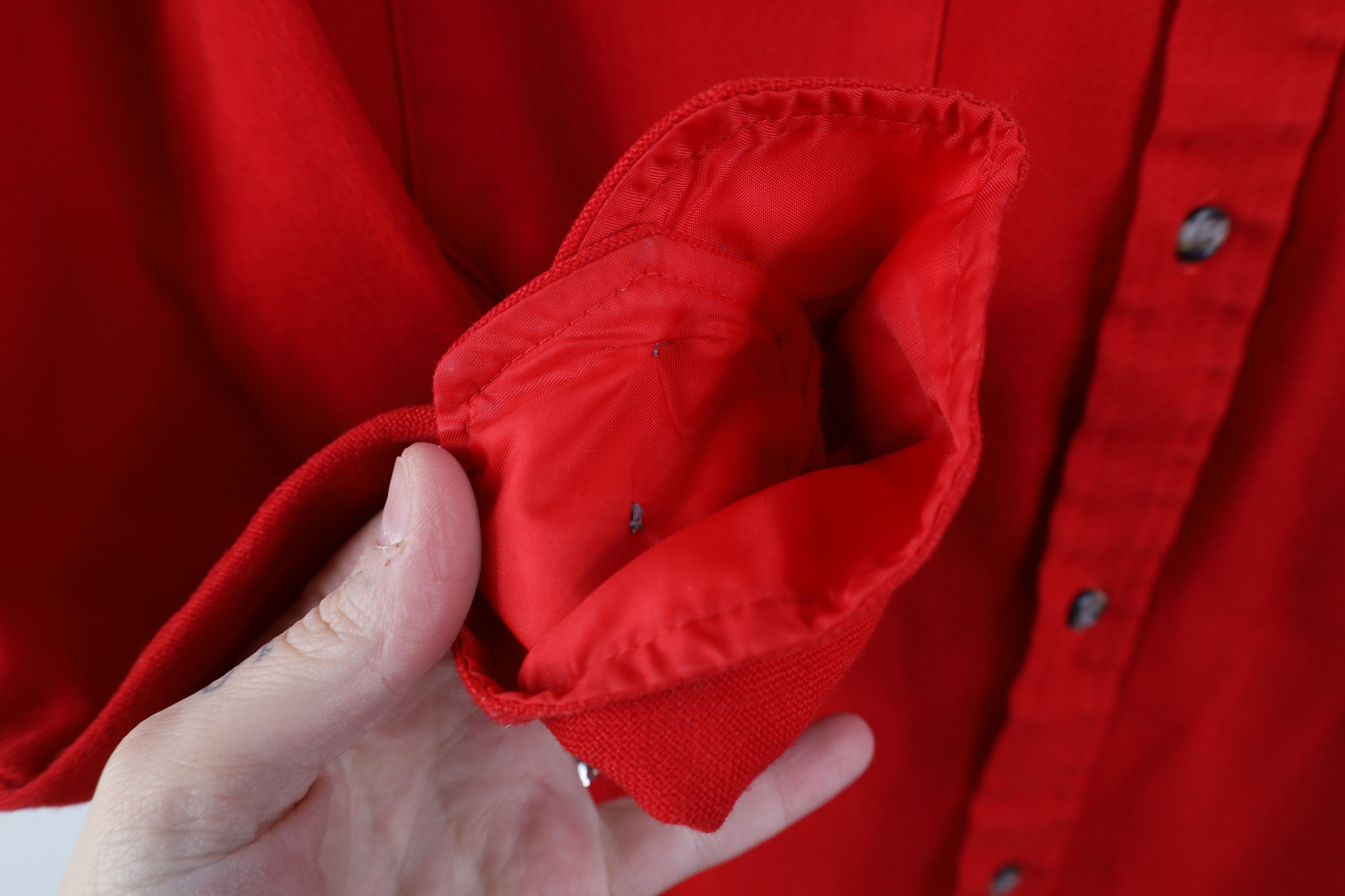 Vintage Vintage 90s Streetwear Pocket Knit Collared Button Shirt Red Size US M / EU 48-50 / 2 - 10 Thumbnail