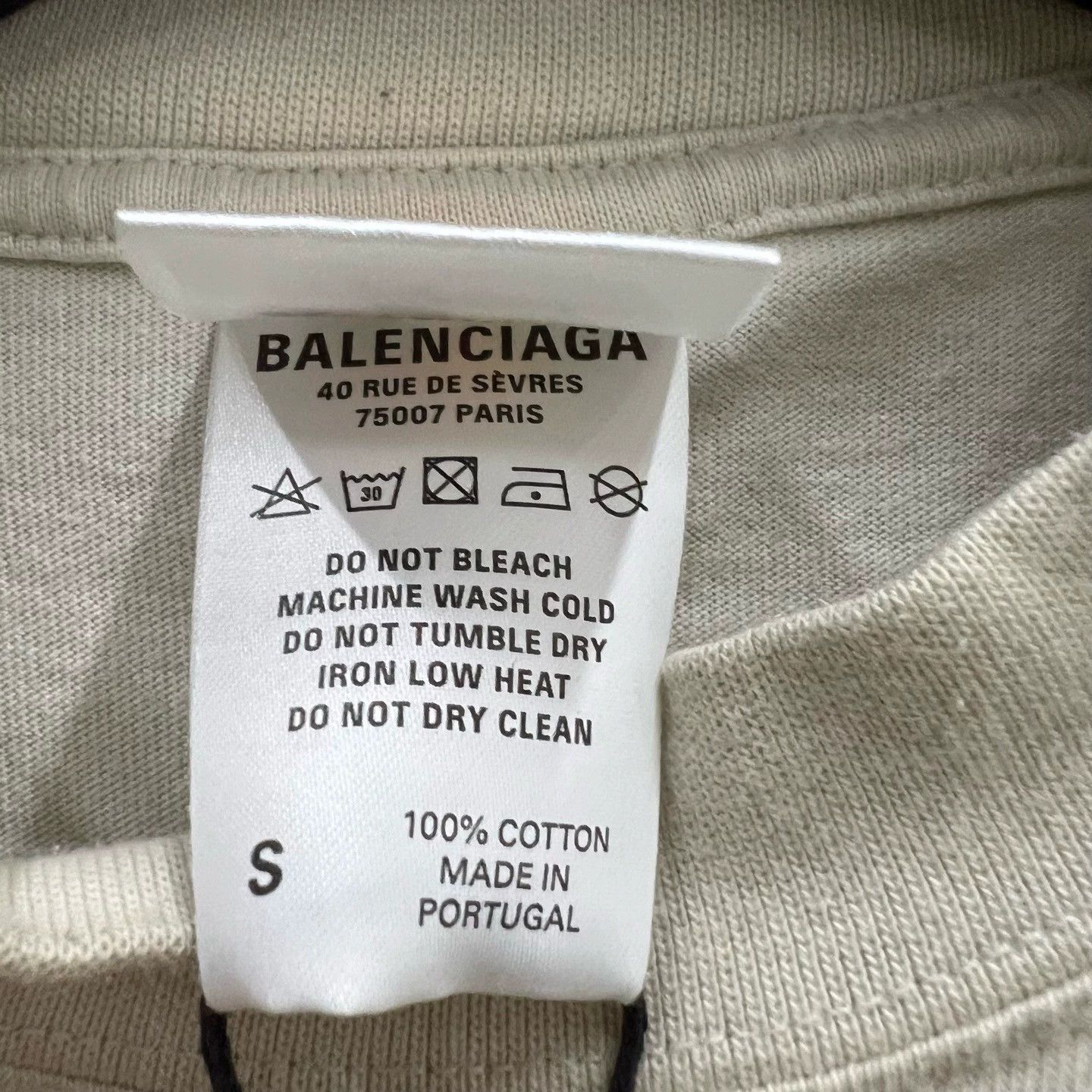 Balenciaga balenciaga xxxl embroidered logo short sleeve shirt Size US XXL / EU 58 / 5 - 3 Thumbnail