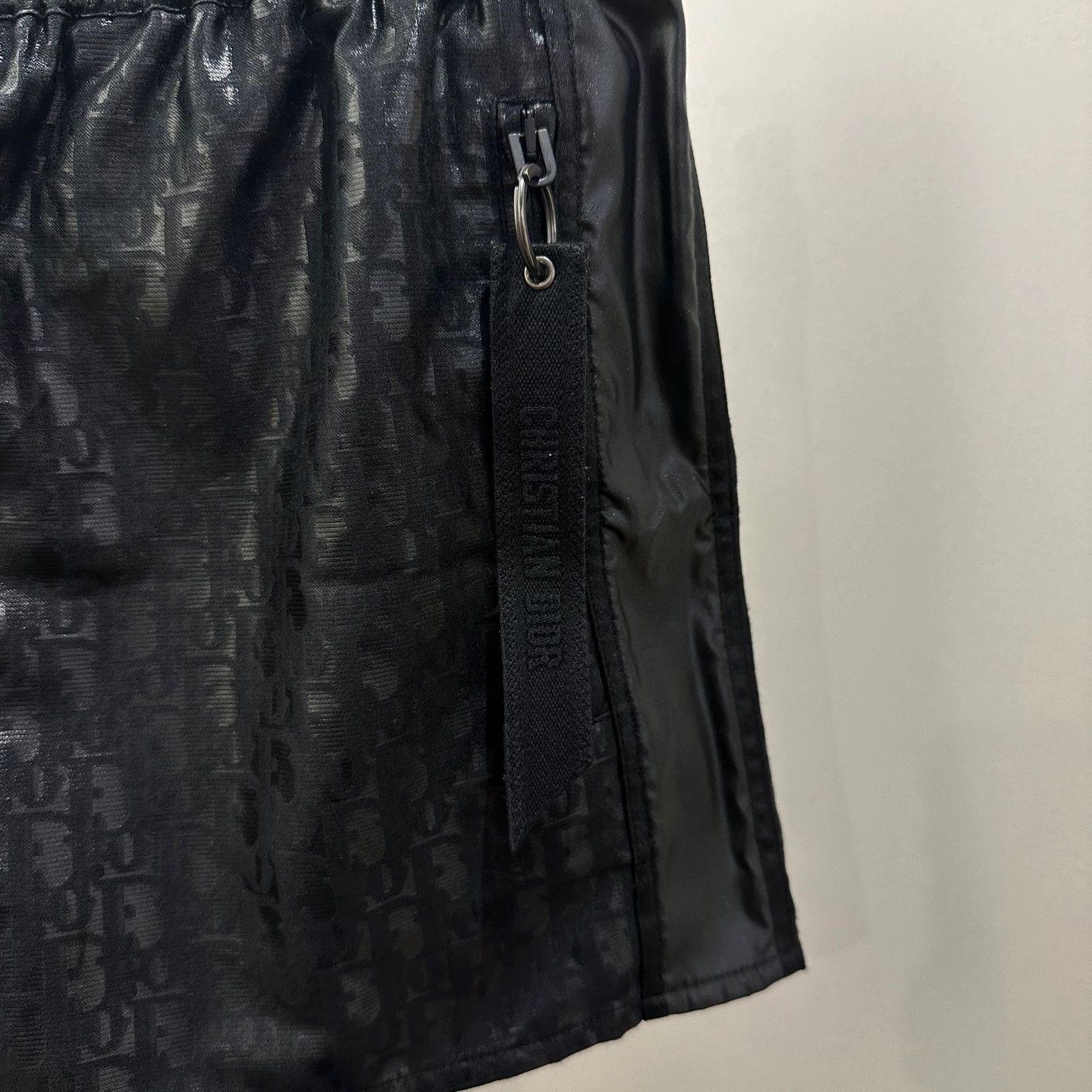 Dior Dior apr759 subtle all-over logo shorts 38 Size 27" / US 4 / IT 40 - 6 Thumbnail
