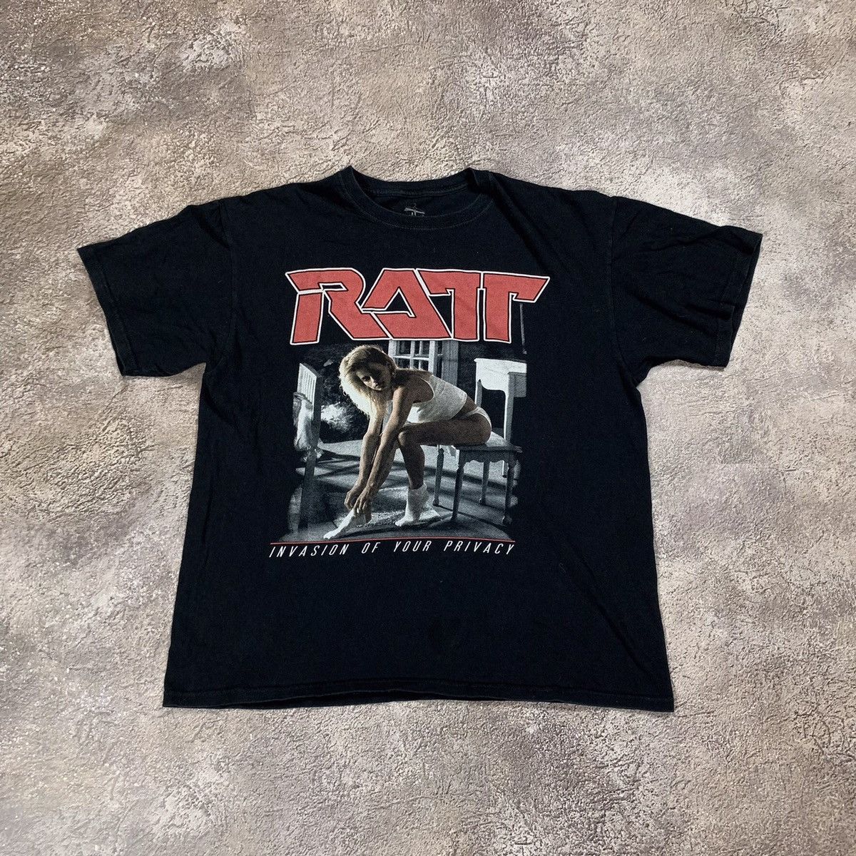 Vintage Vintage 90s Ratt Band Graphic Tee Horror Punk Streetwear XL Size US XL / EU 56 / 4 - 1 Thumbnail