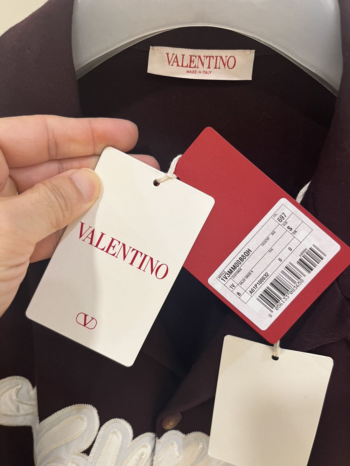 Valentino Valentino logo patch short.sleeve shirt size S Size US S / EU 44-46 / 1 - 3 Thumbnail