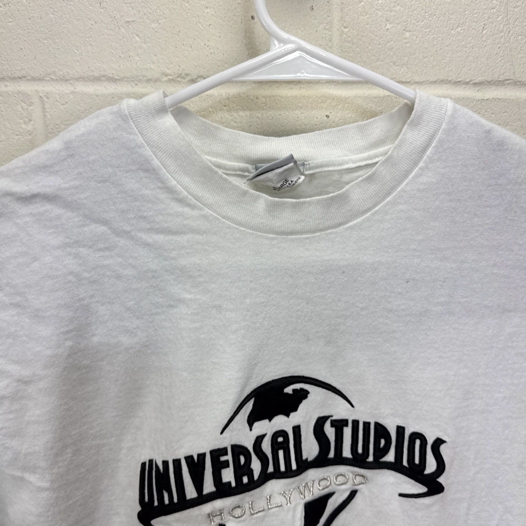 Vintage VINTAGE Universal Studios Orlando Florida USA Embroidered T Shirt Mens XL White Size US XL / EU 56 / 4 - 5 Thumbnail