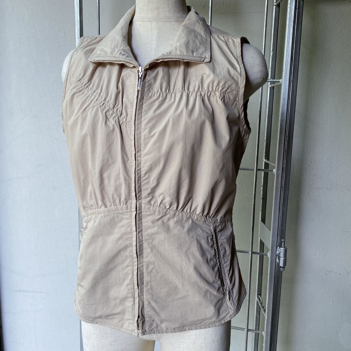 EVEX by KRIZIA Light Brown Ruched Zip Vest