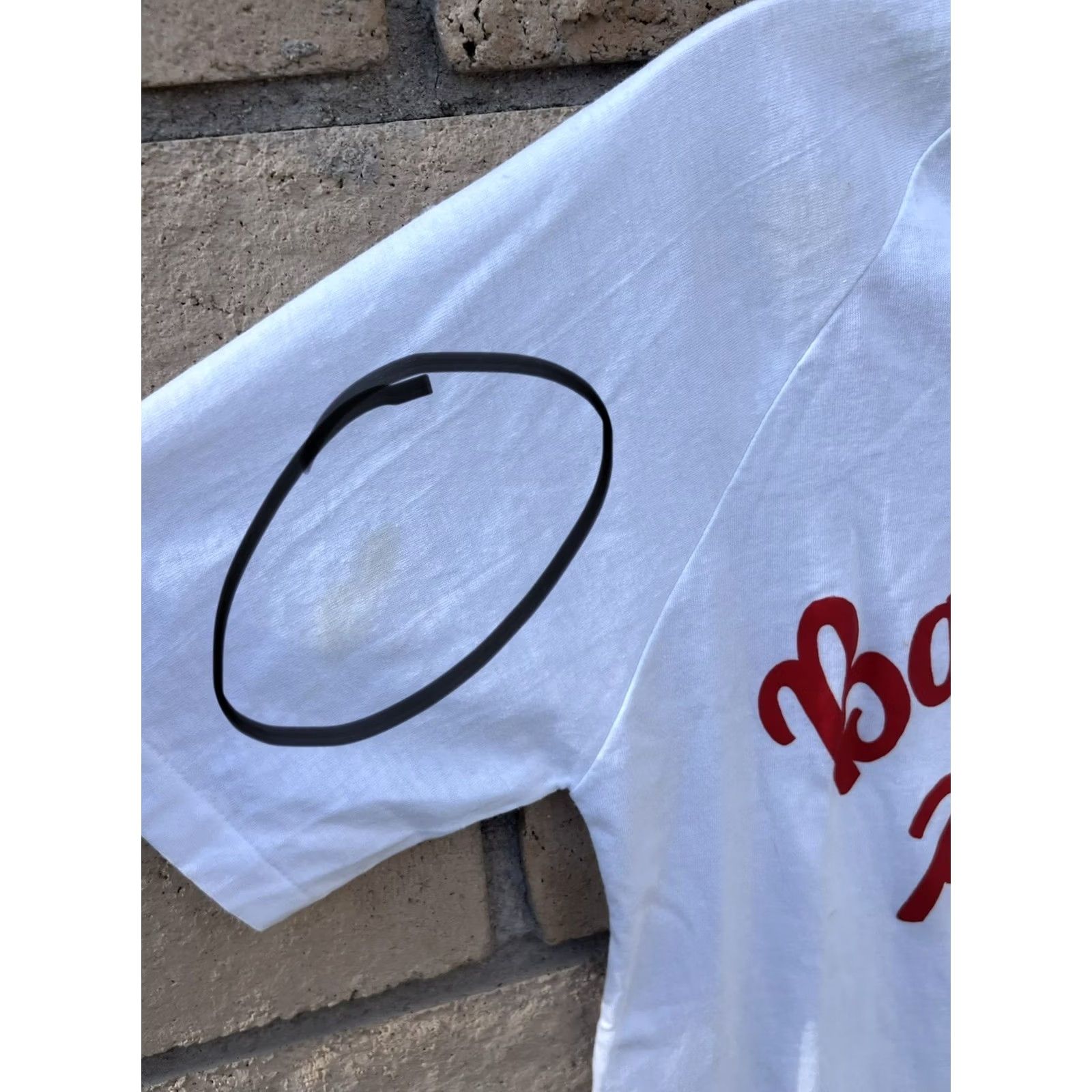 Vintage VINTAGE Bomark USA T-Shirt Men M White V Neck Red Script Graphic 50/50 Short Sleeve Shirt 1990s USA Theme Classic Fit Size US M / EU 48-50 / 2 - 4 Thumbnail