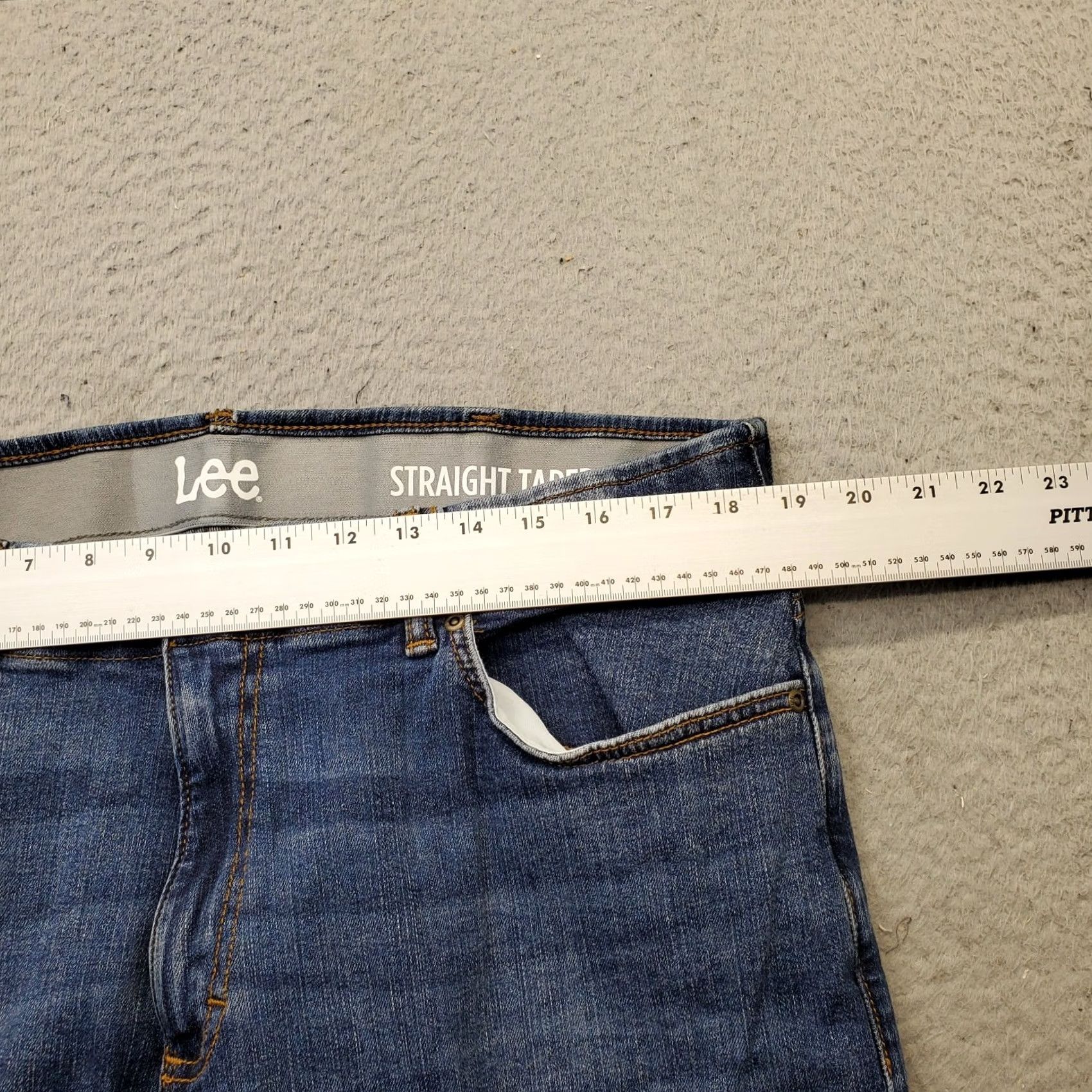 Lee Lee Jeans Mens 38x30 Blue Denim Tapered Regular Fit 5-Pocket Straight Leg Hosen Waist 18.75" Inseam 28.75" White Size US 38 / EU 54 - 6 Thumbnail