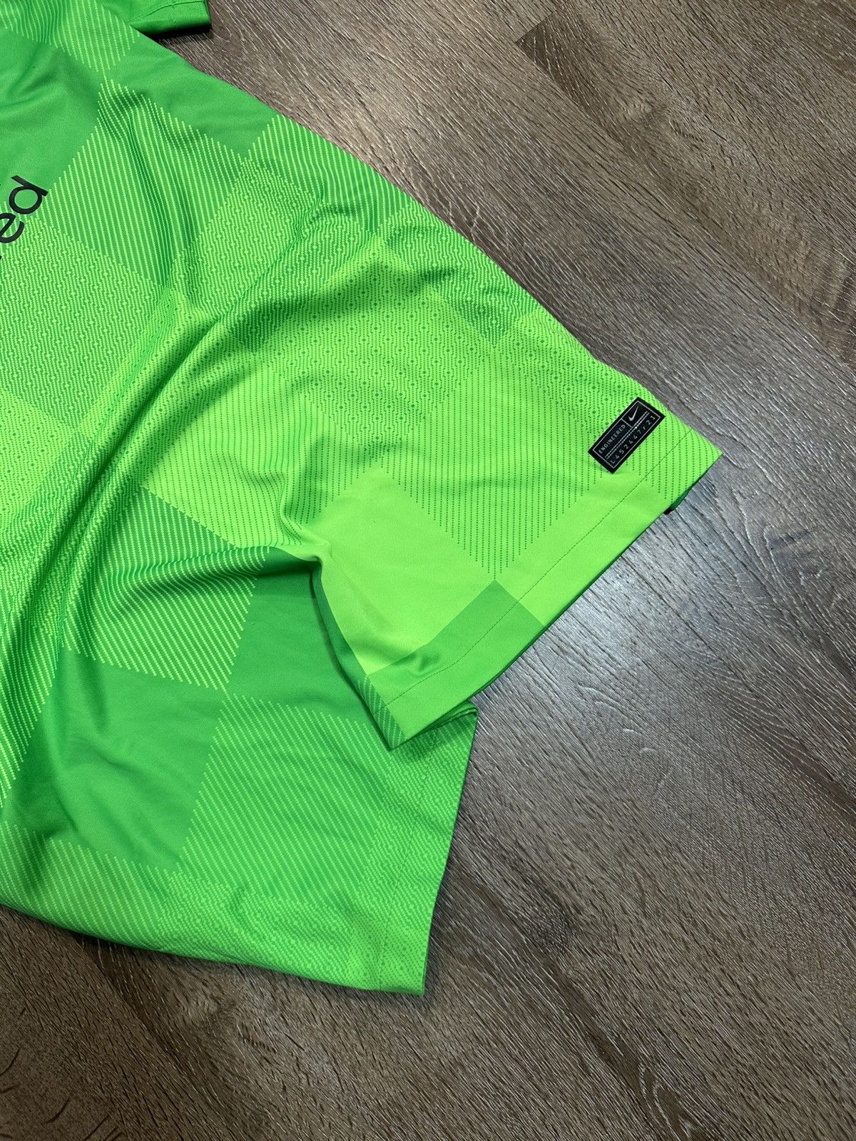 Nike Liverpool Football Club Nike 2021 Goalkeeper Shirt Jersey Size US XL / EU 56 / 4 - 3 Thumbnail