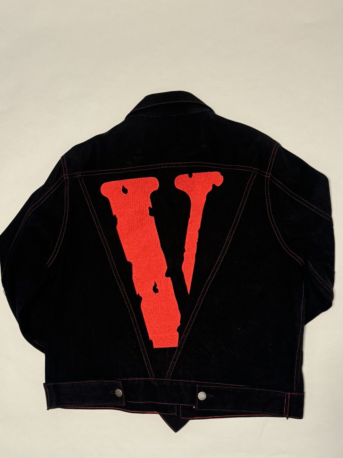 Vlone Vlone FRIENDS denim jacket size M red | Grailed