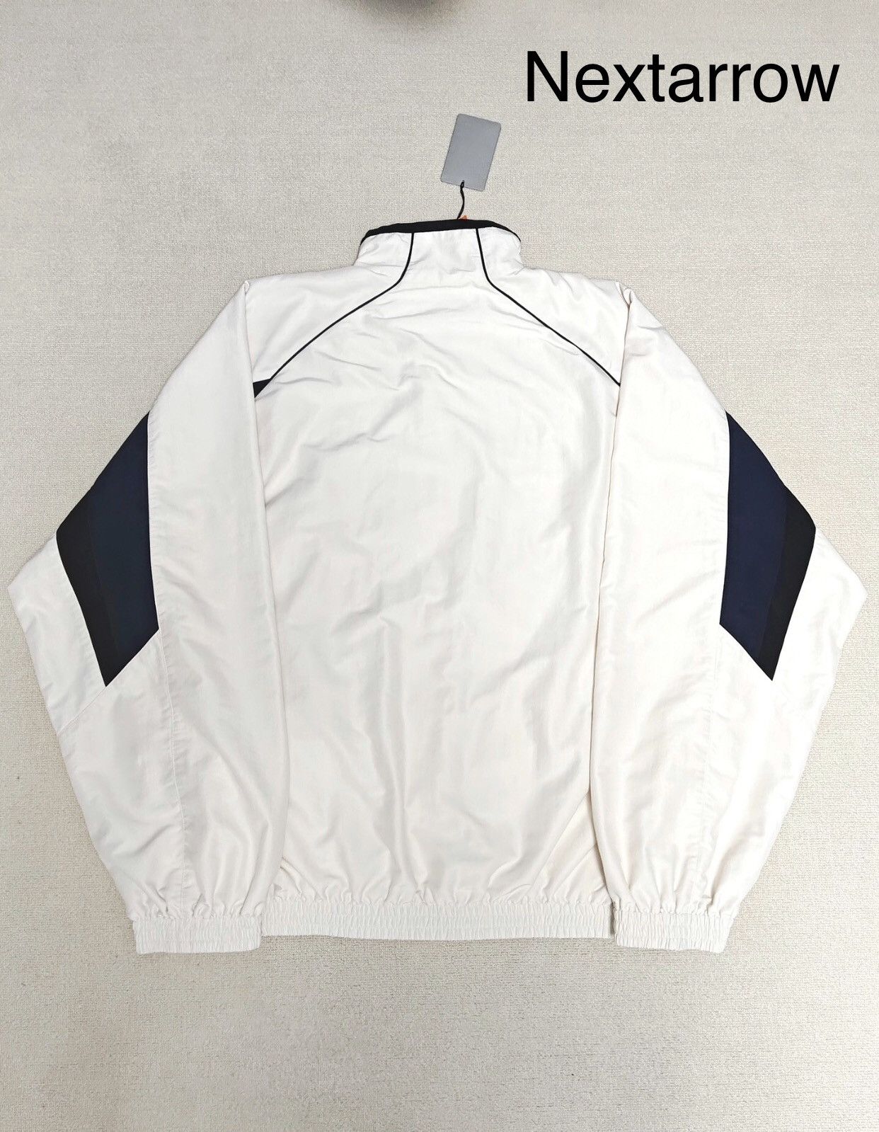 Balenciaga Balenciaga 23fw white and black colortracksuit sports jacket Size US S / EU 44-46 / 1 - 2 Thumbnail