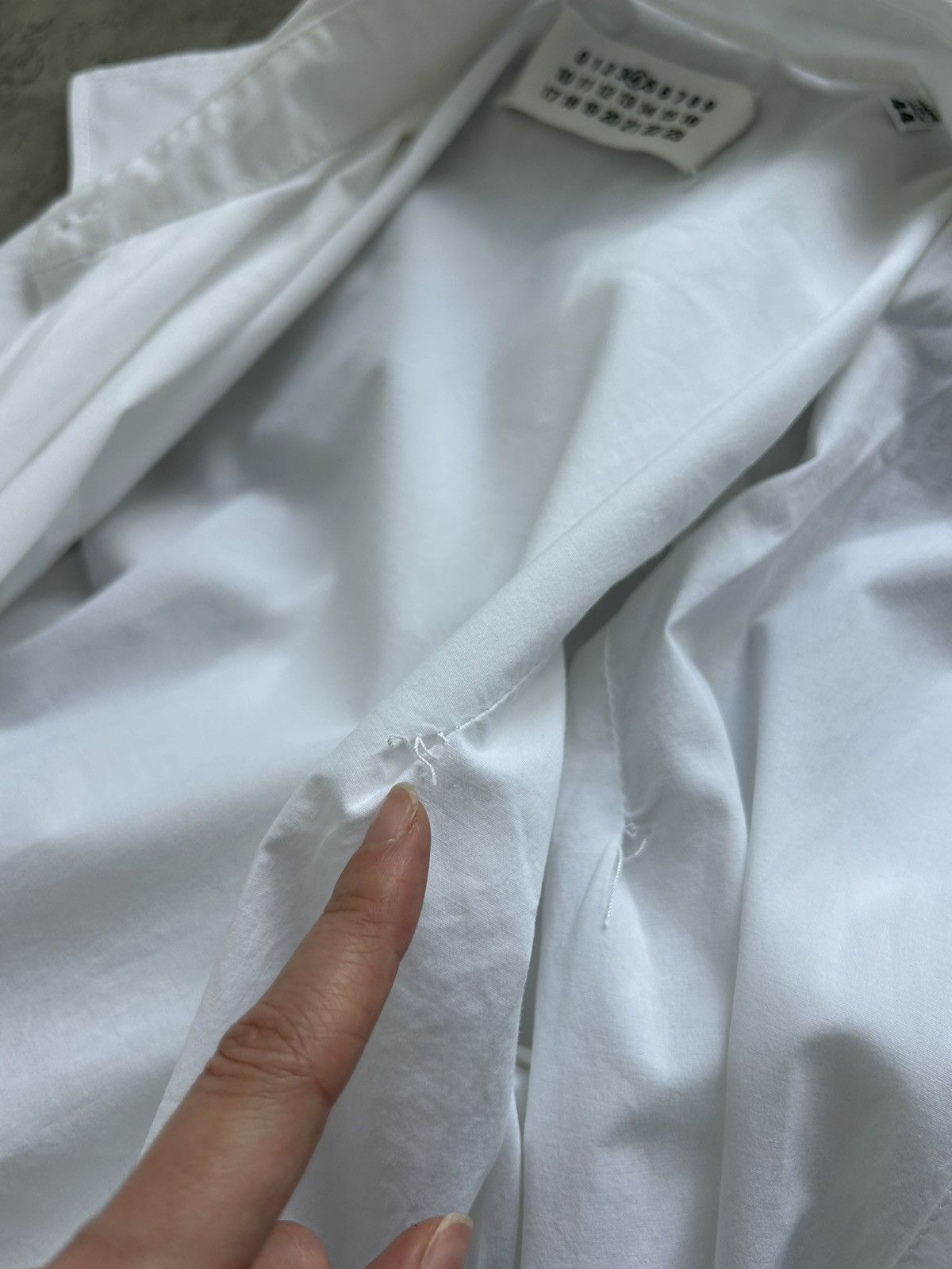 Maison Margiela Maisonmargiela women’s white button down top shirt Size L / US 10 / IT 46 - 22 Thumbnail