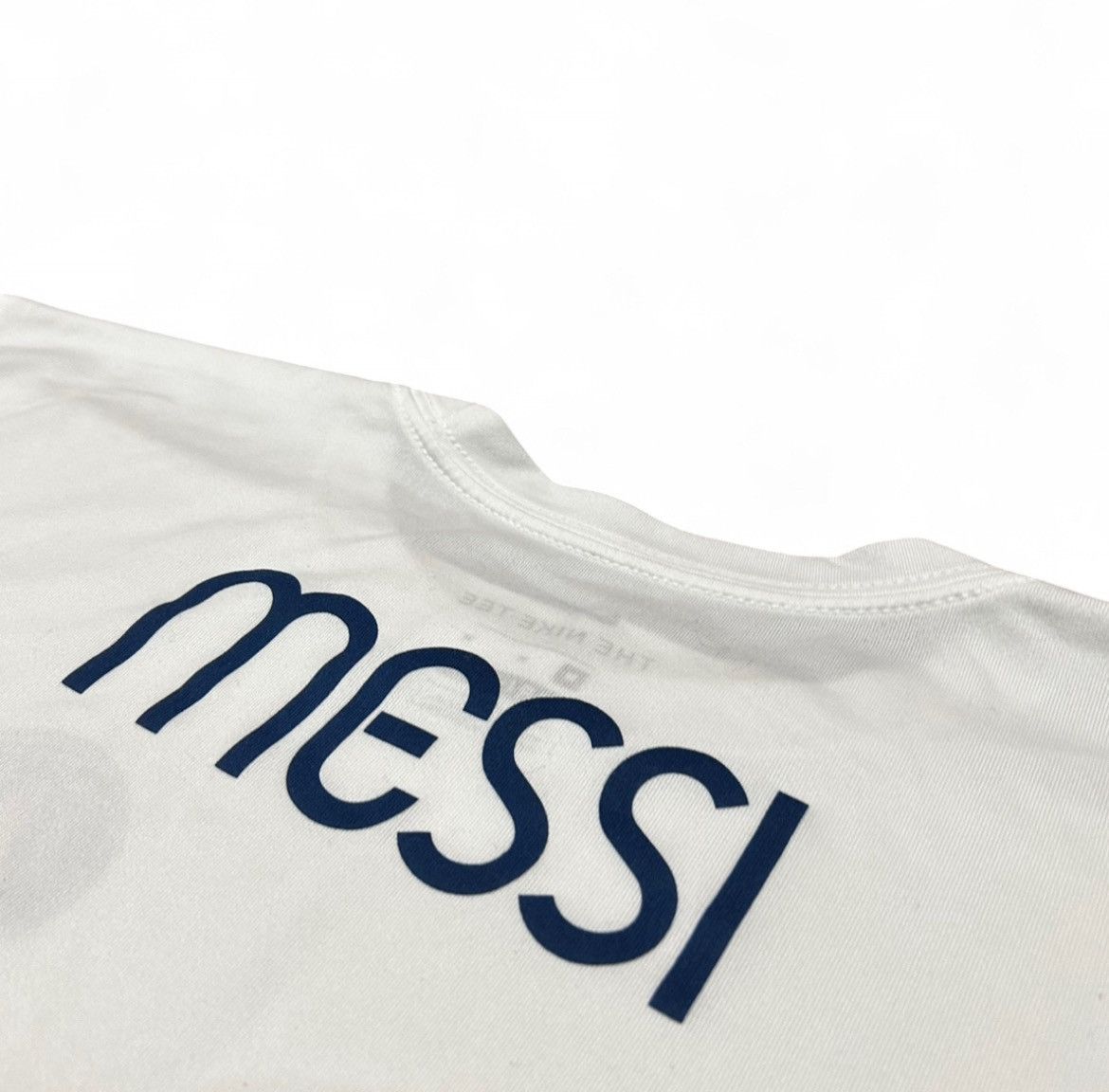 Nike (M) White Paris Saint Germain Lionel Messi #30 T-Shirt Size US M / EU 48-50 / 2 - 5 Thumbnail
