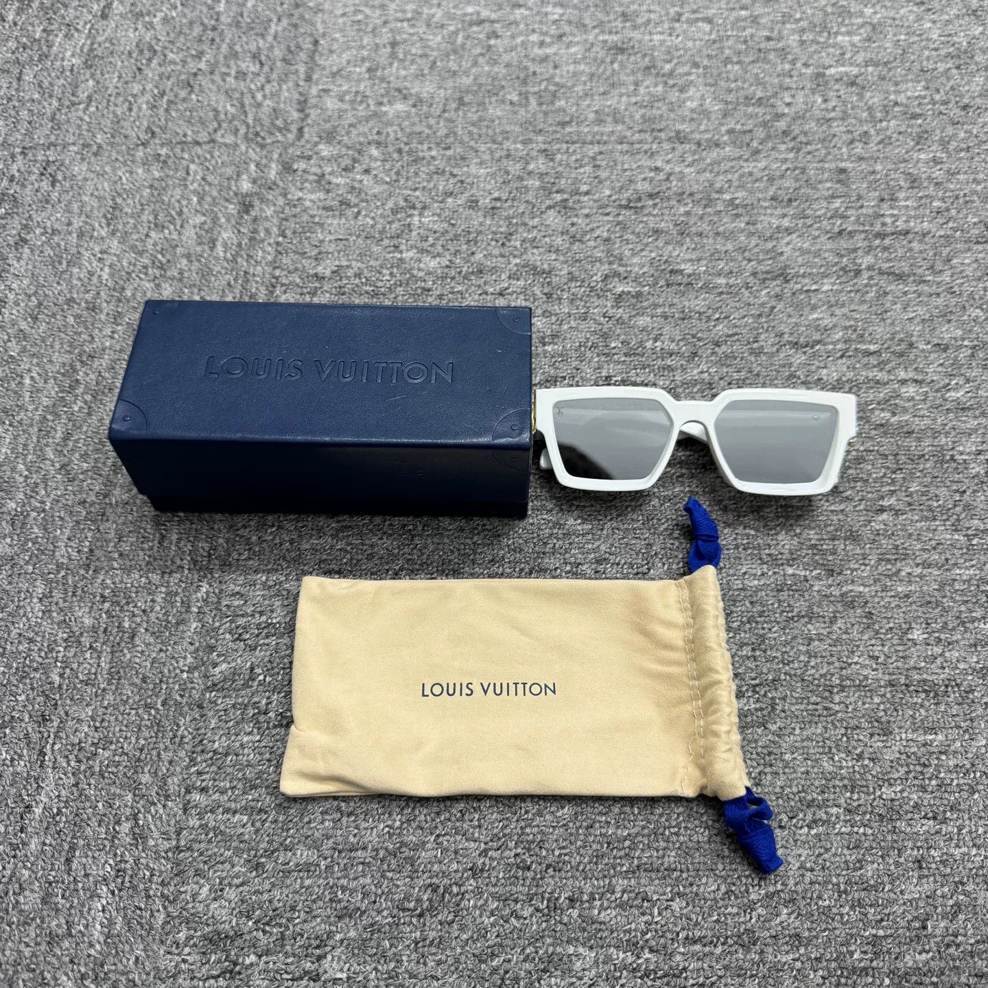 Louis Vuitton Louis Vuitton Millionaire Sunglasses Size ONE SIZE - 1 Thumbnail