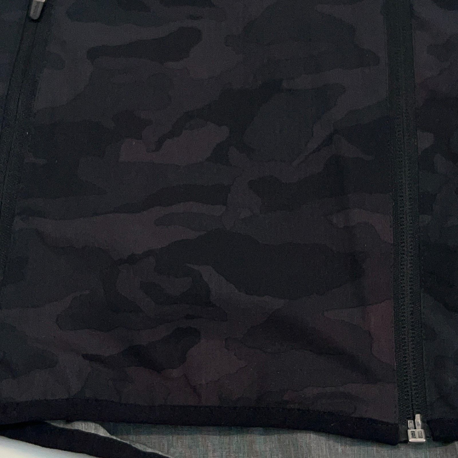 Vuori Vuori Outdoor Trainer Shell Hooded Jacket Black Camo Army M Size US M / EU 48-50 / 2 - 8 Thumbnail