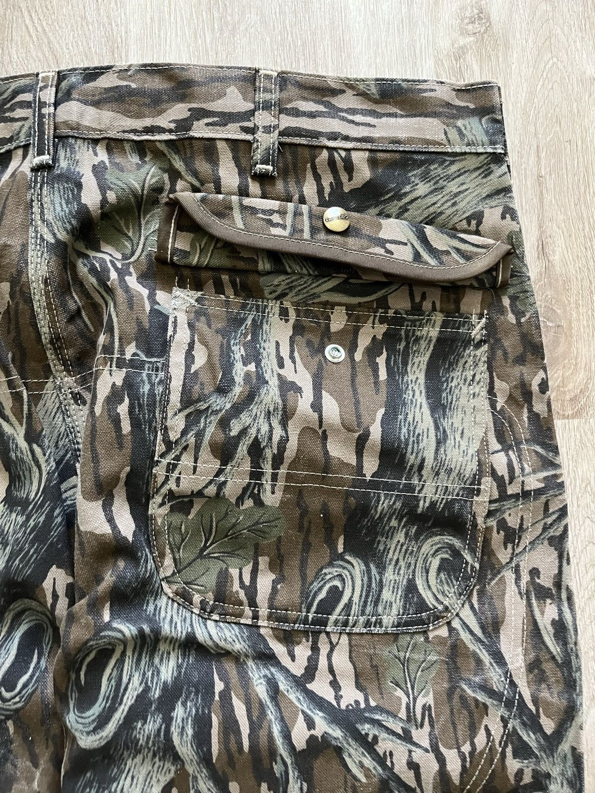 Carhartt Vintage 1993 Carharrt Camo Dungaree Pants Size US 40 / EU 56 - 12 Thumbnail