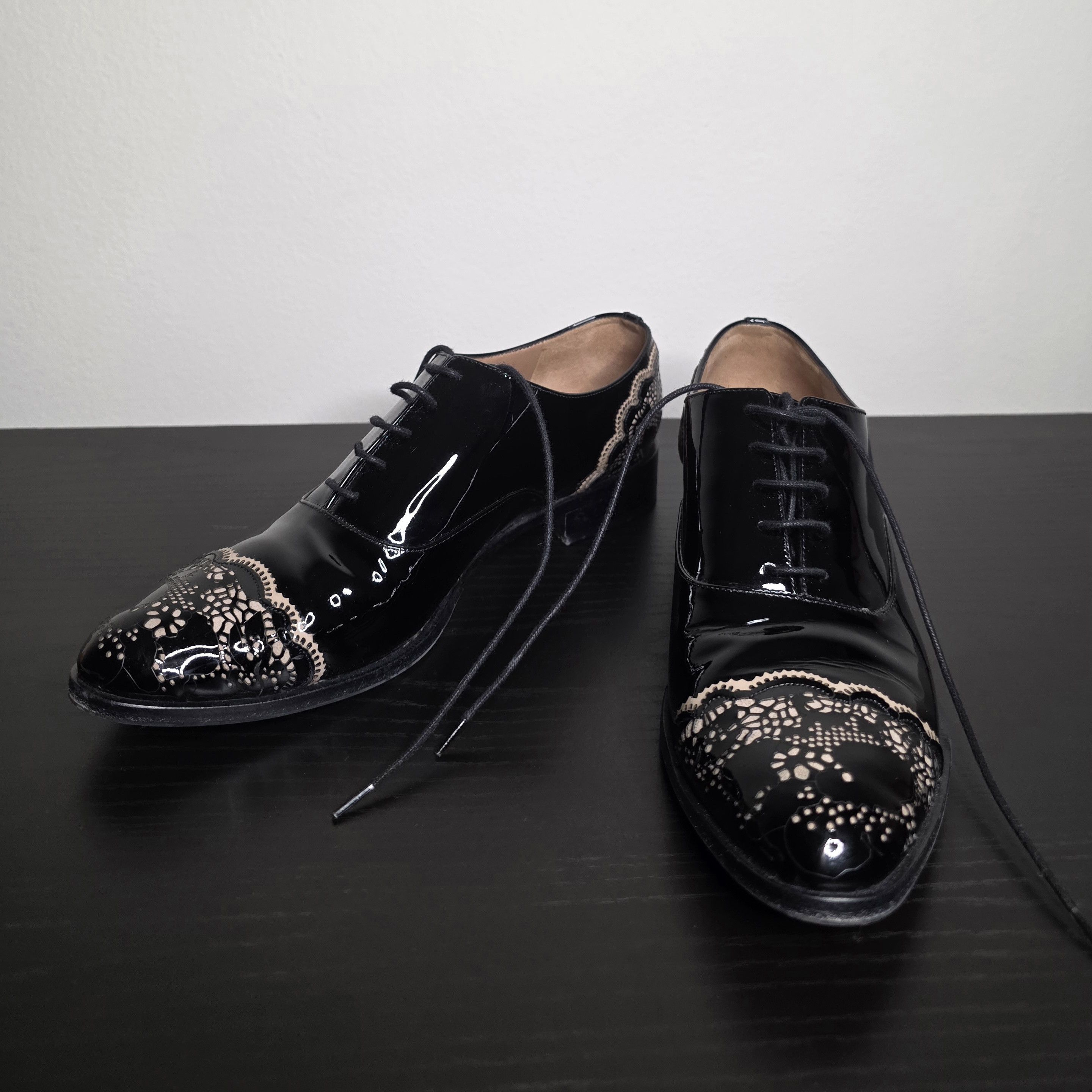 Valentino Valentino Garavani Black Patent Leather Lace Oxford Shoes Size US 8 / IT 38 - 1 Thumbnail