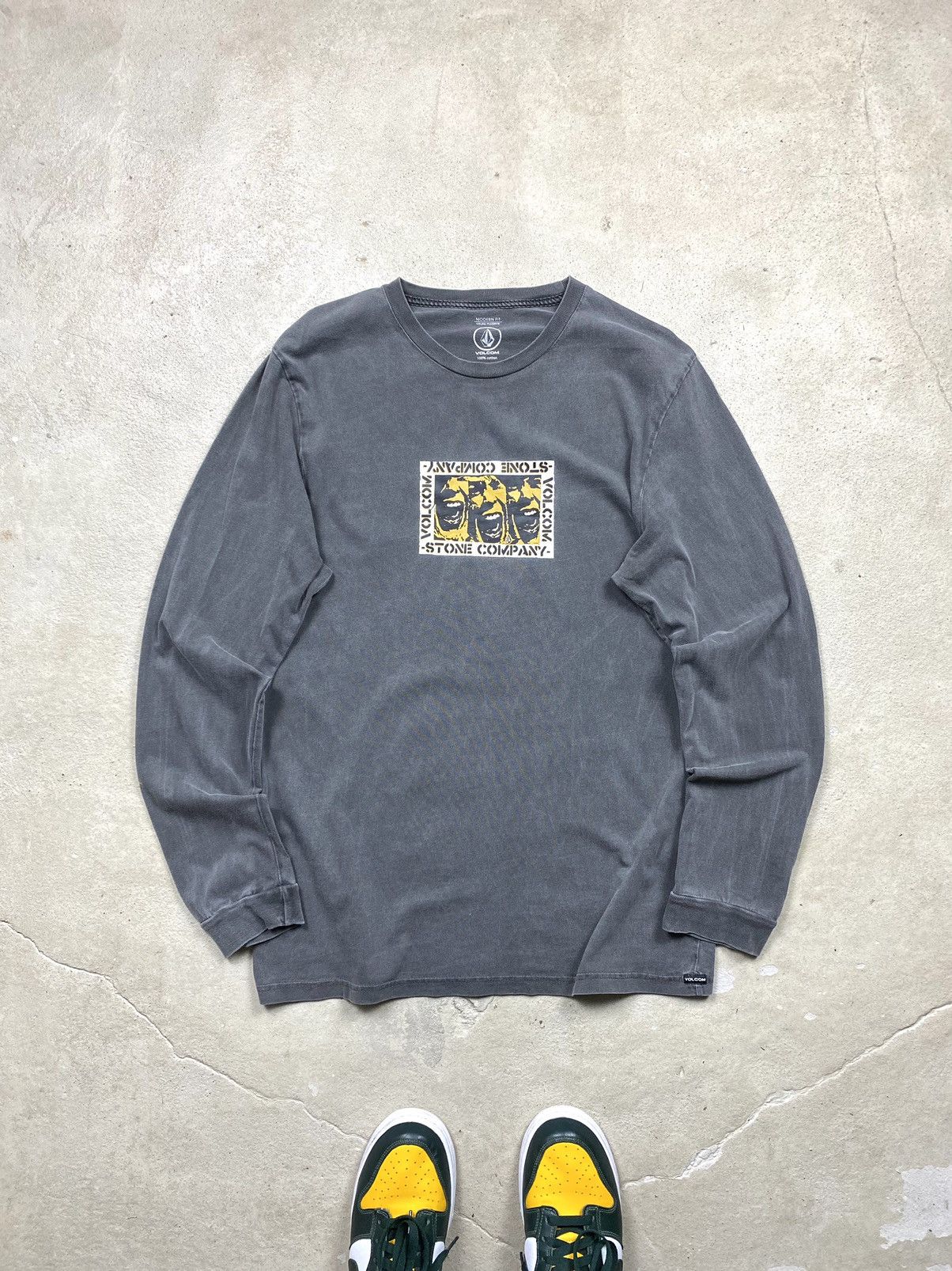 Volcom Vntg Volcom Stone Company Washed Longsleeve Tee Surf Style Size US M / EU 48-50 / 2 - 1 Thumbnail