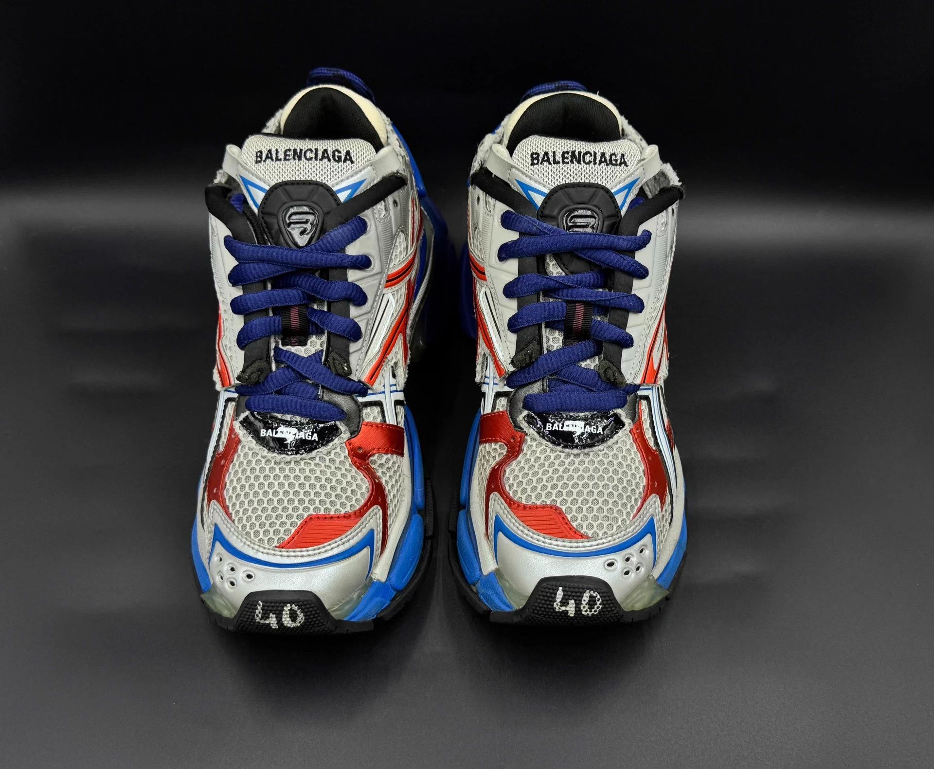 Balenciaga Balenciaga Runner men's gray/blue/red distressed low top Size US 7 / EU 40 - 2 Thumbnail