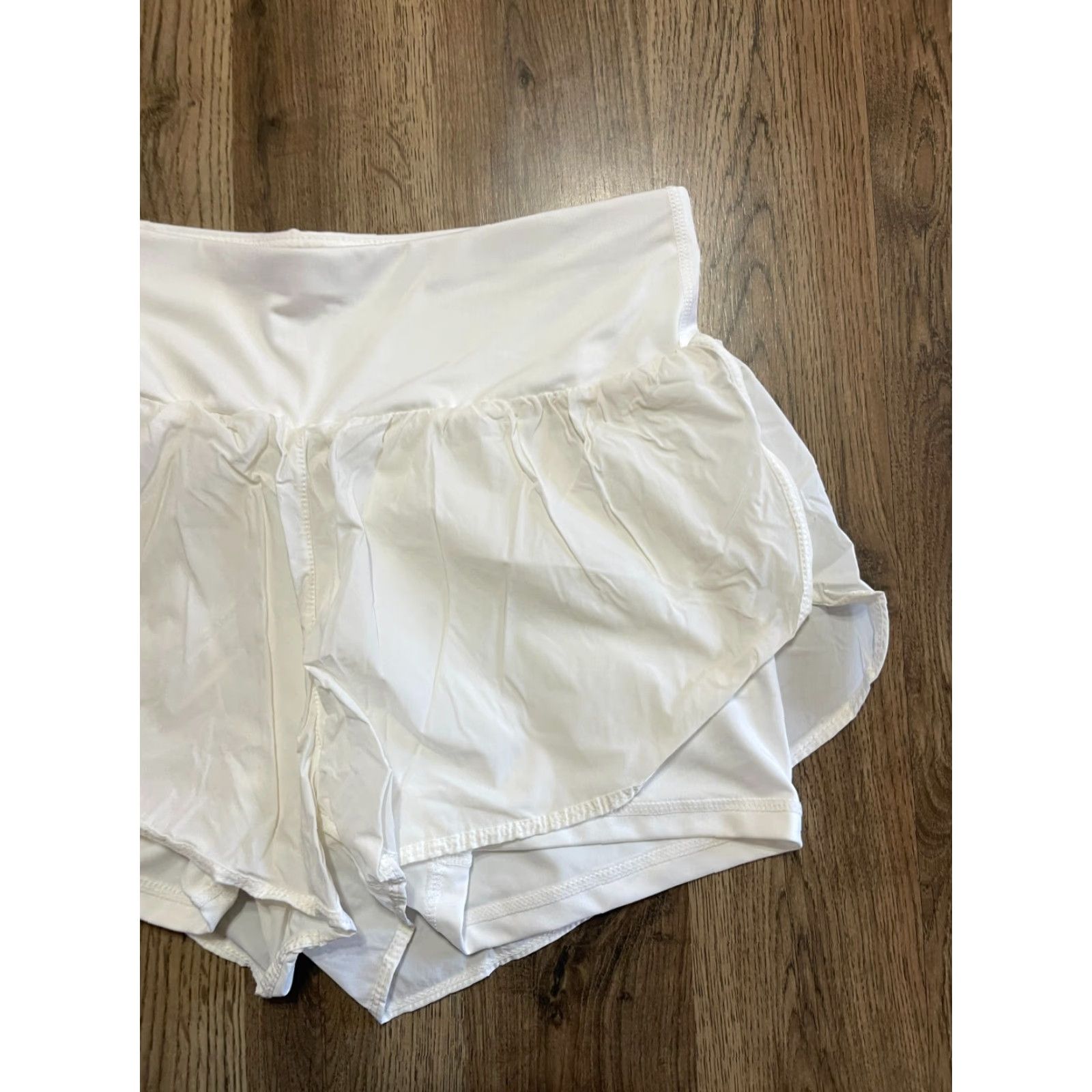Vintage cadmus Shorts Women’s Size Medium White Pull On Athletic Casual Shorts Size 32" / US 10 / IT 46 - 3 Thumbnail