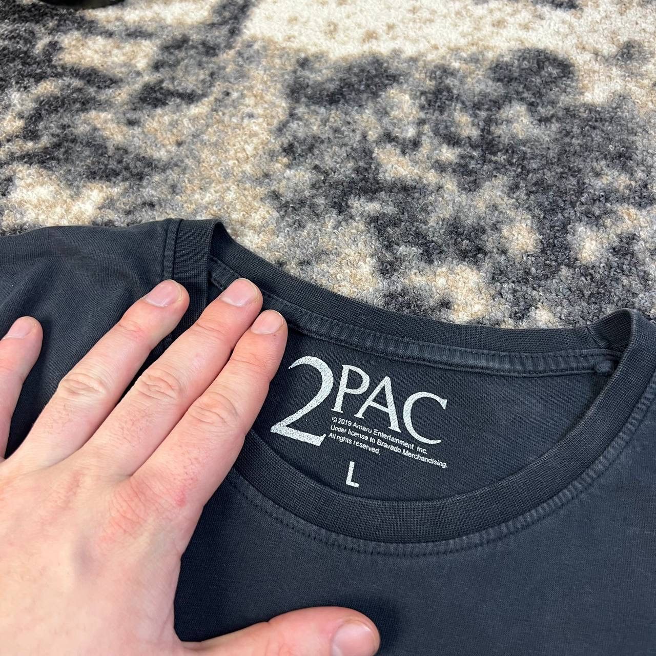 Rap Tees 2Pa Vintage Y2K Big Face Logo Rap T-Shirt Streetwear 1TS89 Size US L / EU 52-54 / 3 - 4 Thumbnail