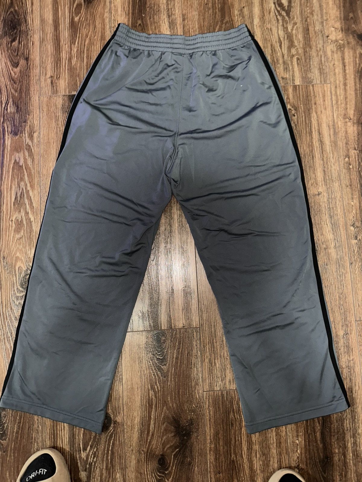 Adidas Adidas Sweat Pants Size US 32 / EU 48 - 2 Thumbnail
