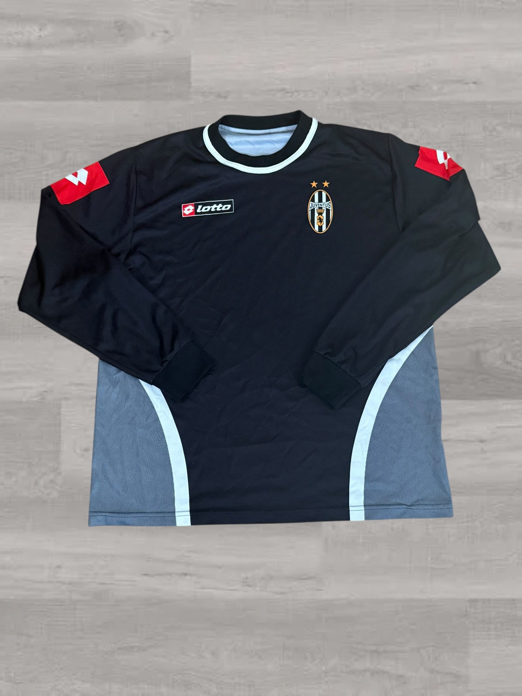 Lotto Sport Juventus 2000/01 Training Long Sleeve T-shirt Size US XL / EU 56 / 4 - 1 Thumbnail