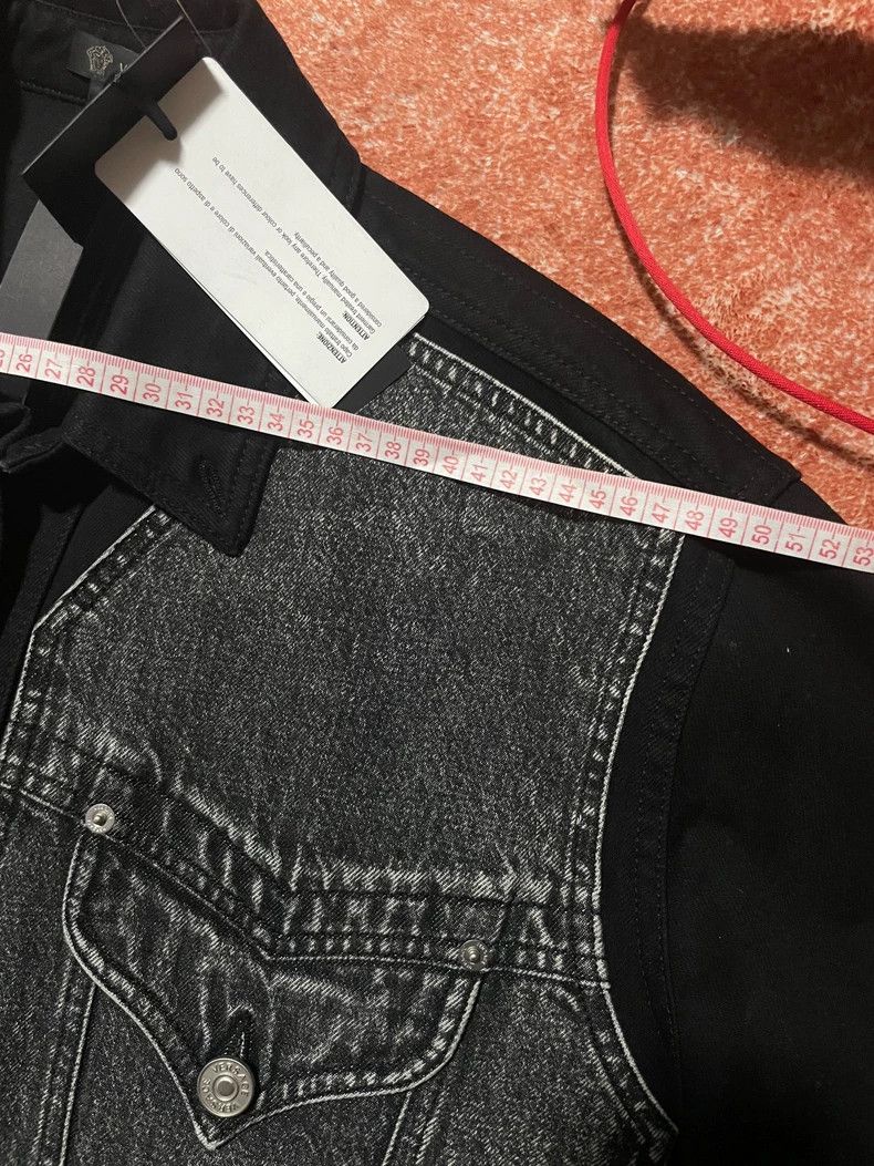 Versace Versace Black and gray patchwork denim shirt jacket Size US L / EU 52-54 / 3 - 8 Thumbnail