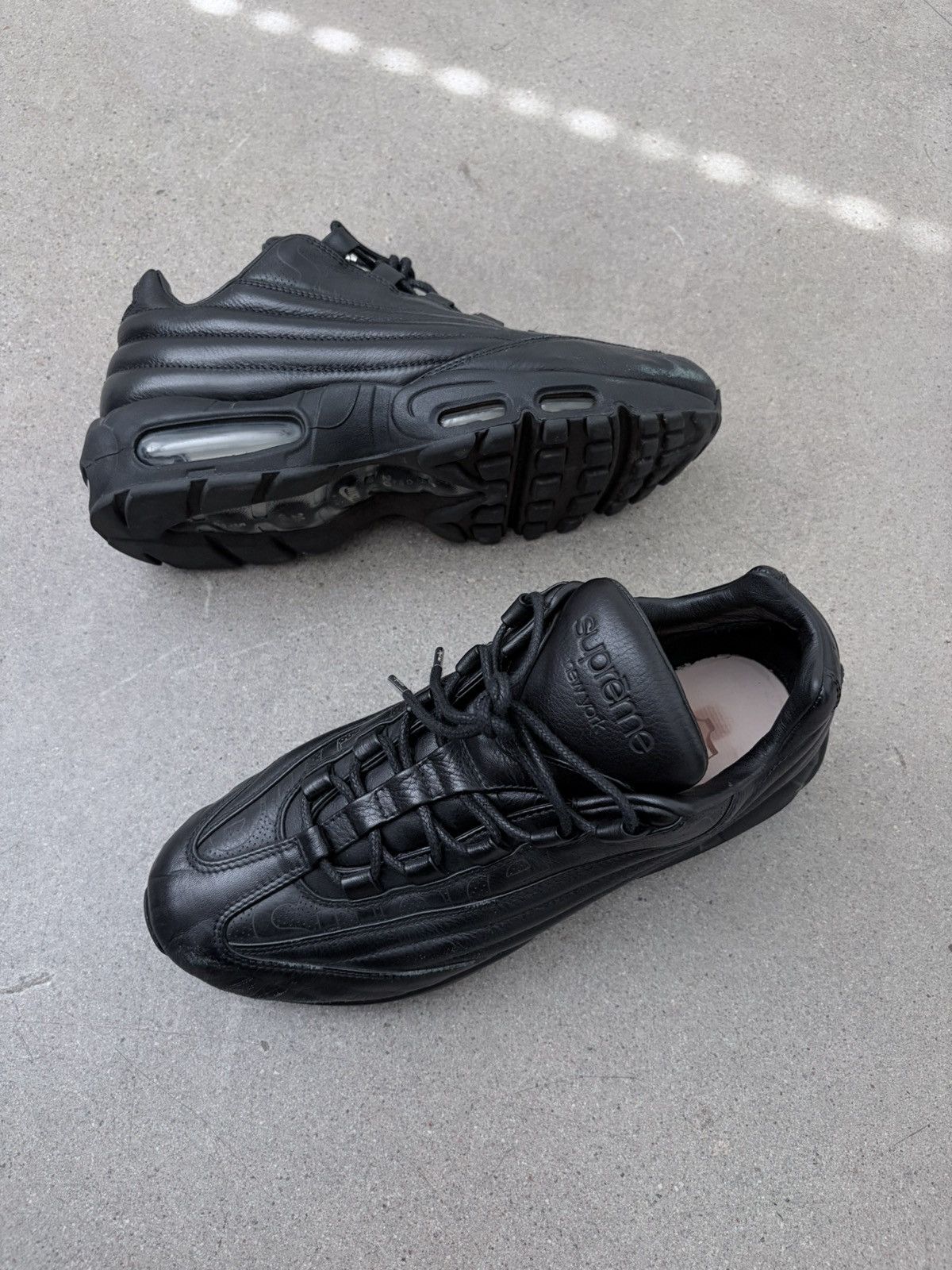 Nike × Supreme leather air max 95 Size US 8 / EU 41 - 2 Thumbnail