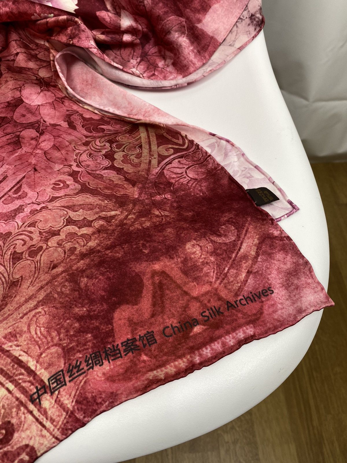 Designer Suzhou Archives China Silk Scarf Printed Size ONE SIZE - 3 Thumbnail