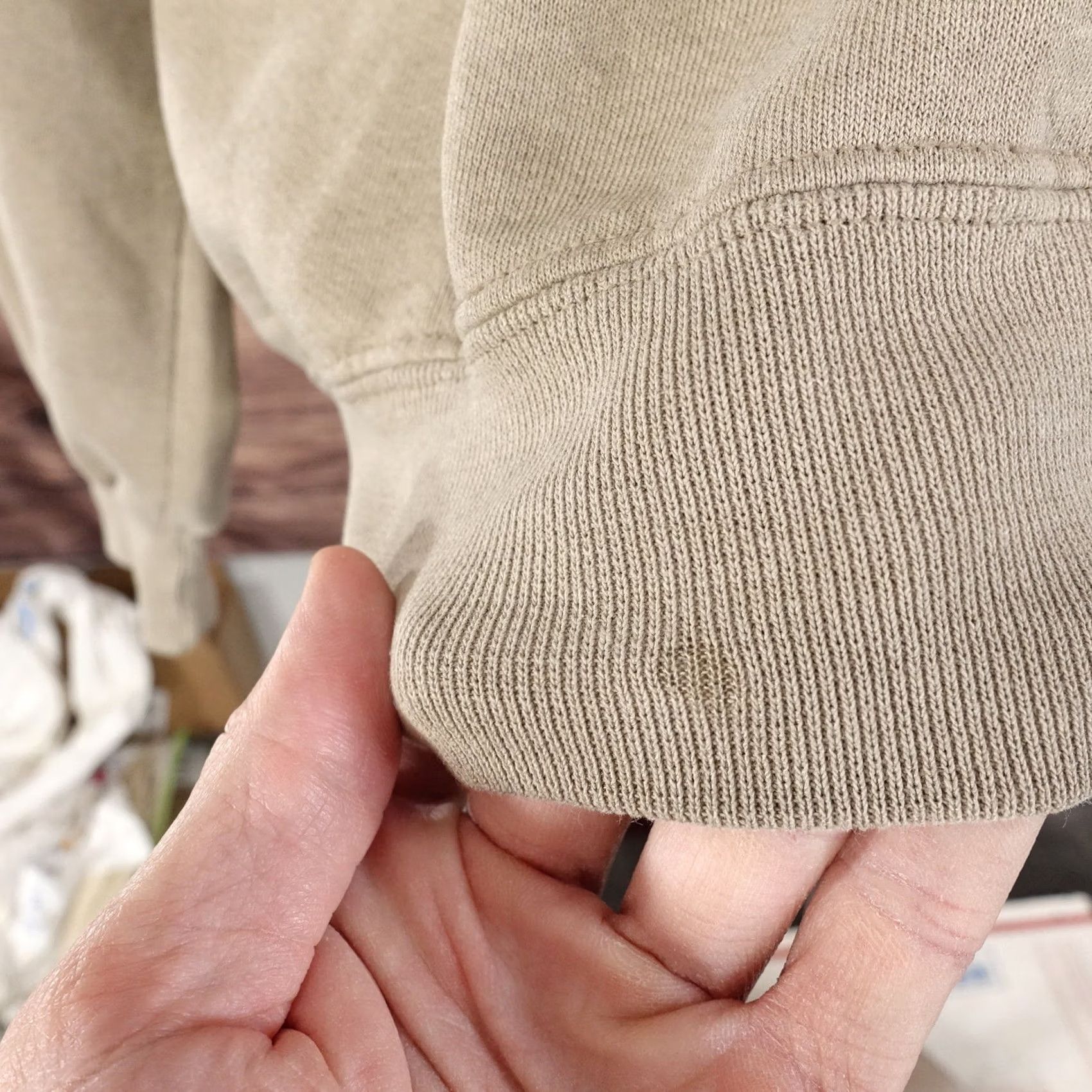 Russell Athletic VINTAGE RUSSELL ATHLETIC CREW NECK SWEATSHIRT USA Beige XL Mens Sweatshirt Crew Neck Cotton Blend Distressed 1995 Buckle Clothing Size US XL / EU 56 / 4 - 4 Thumbnail
